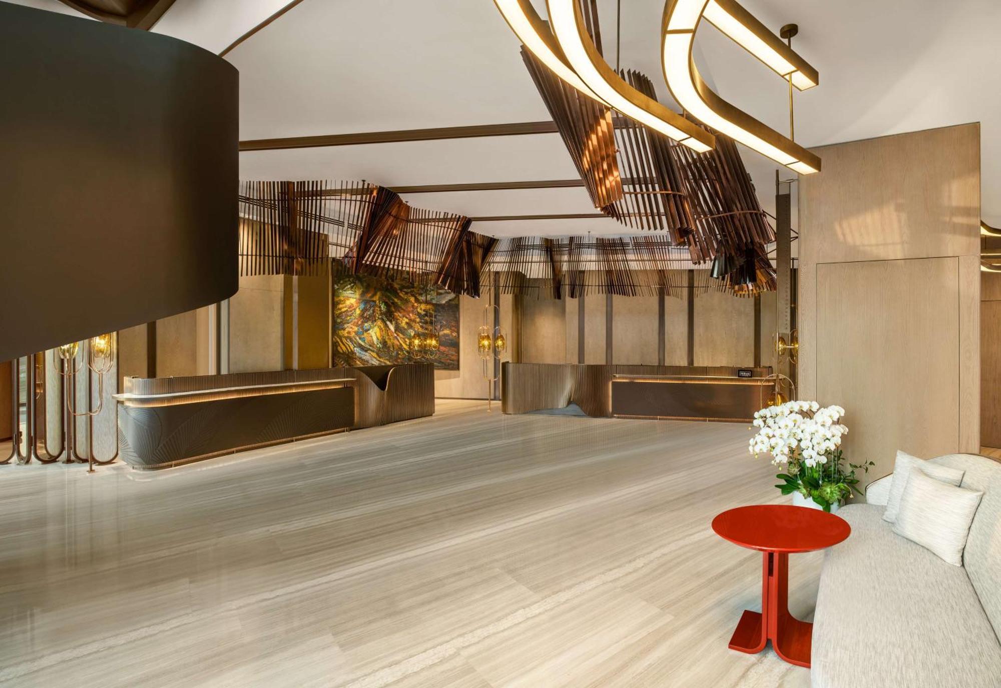 Hotel Hilton Saigon 5*
