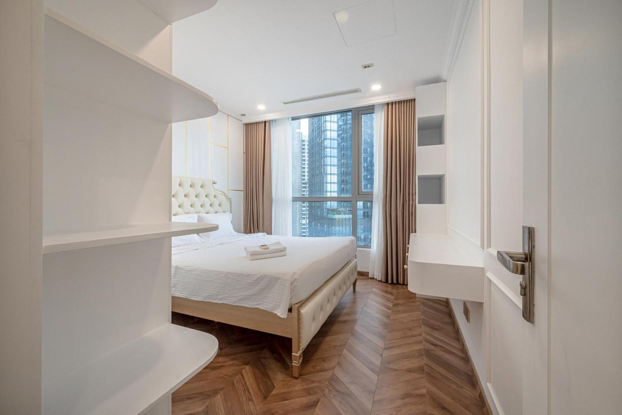 Landmark 81 Opulent Skyline Residences *