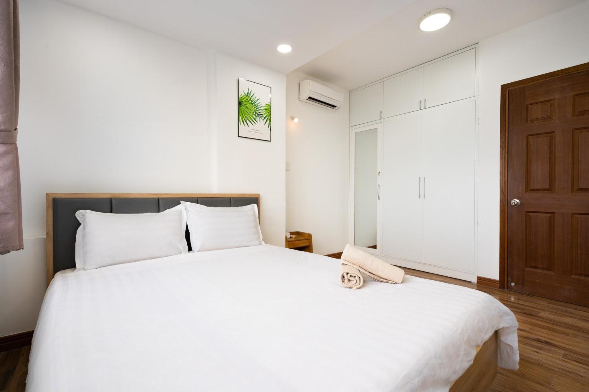 Apartment Big Next To Bui Vien , Ben Thanh Market