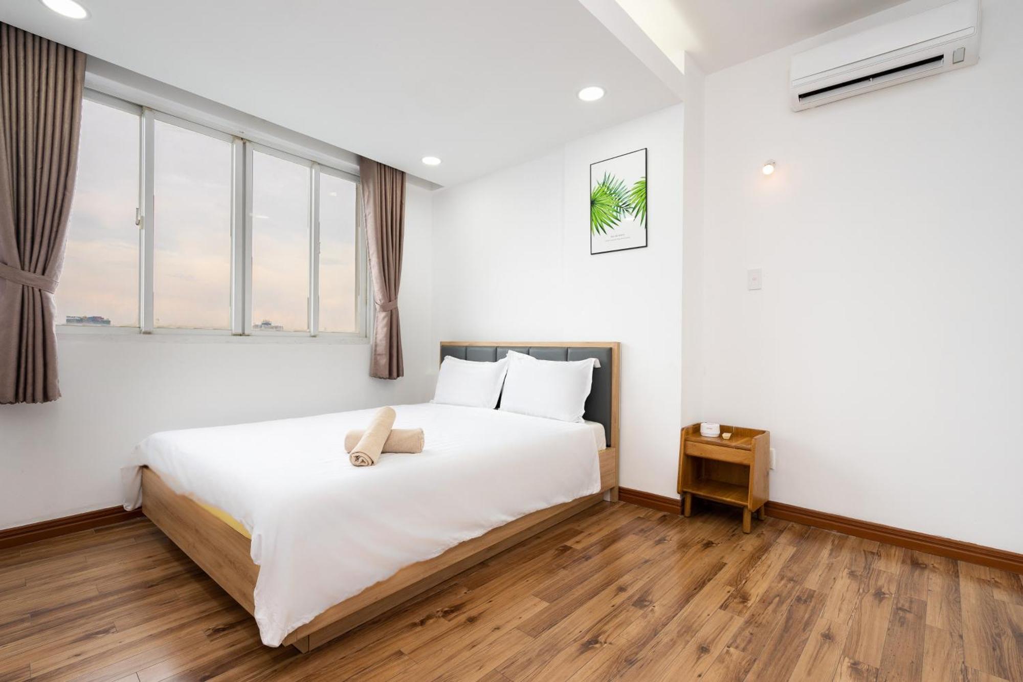 Apartment Big Next To Bui Vien , Ben Thanh Market *