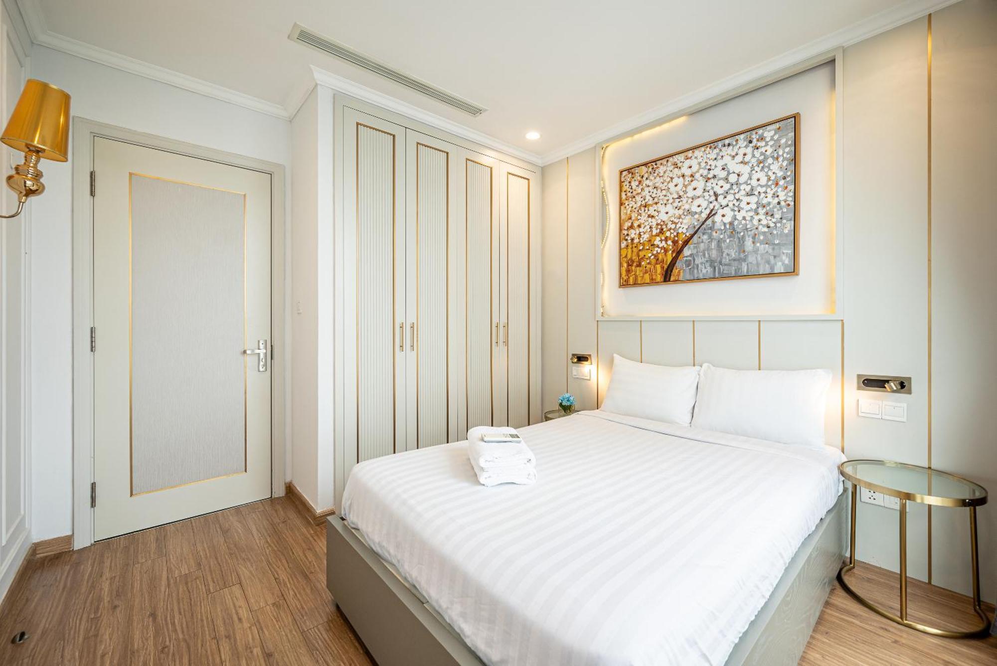 Vera Saigon - Vinhomes Central Park Apartment *