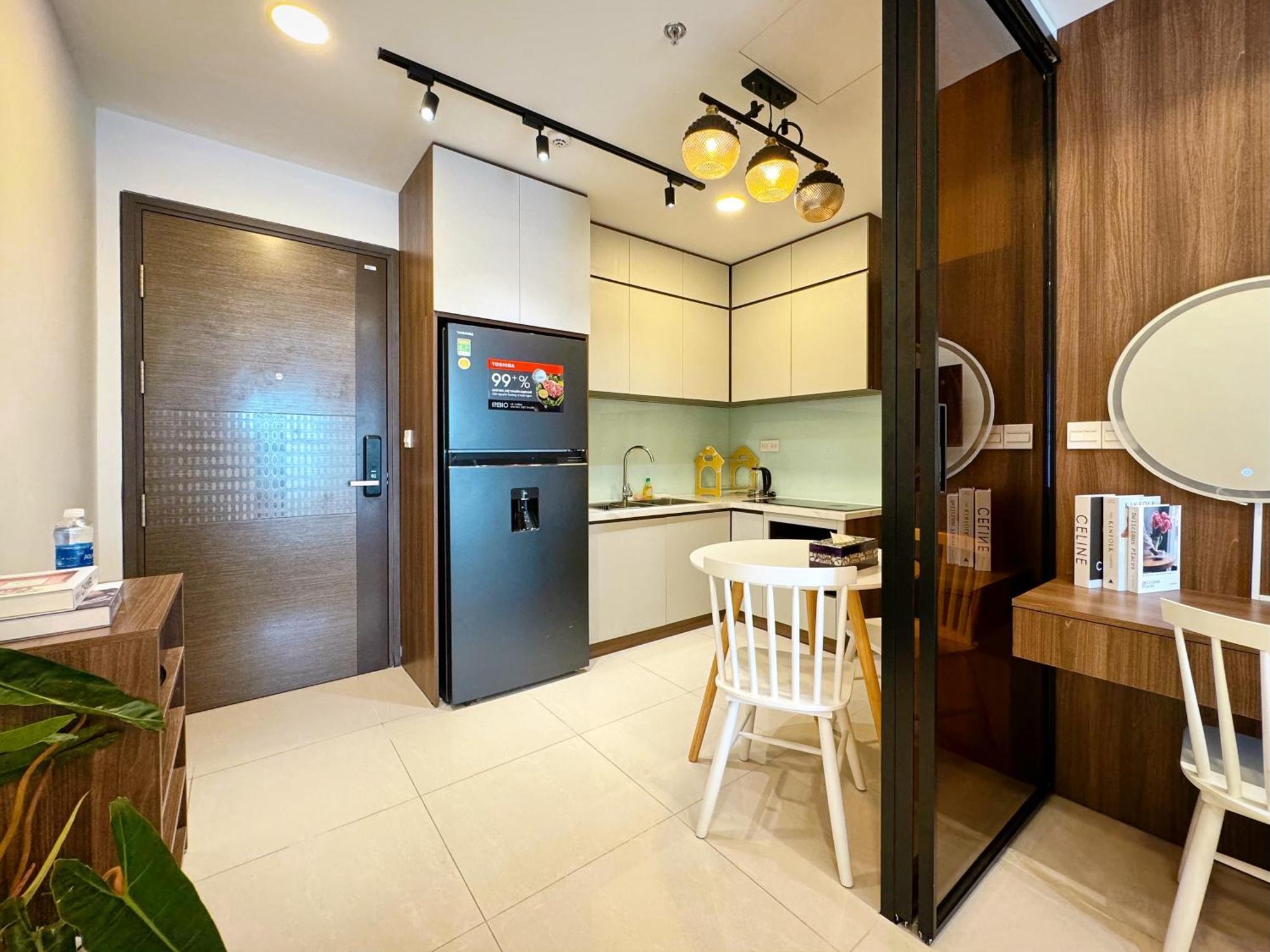 Tommy Homes In Soho District 1 *