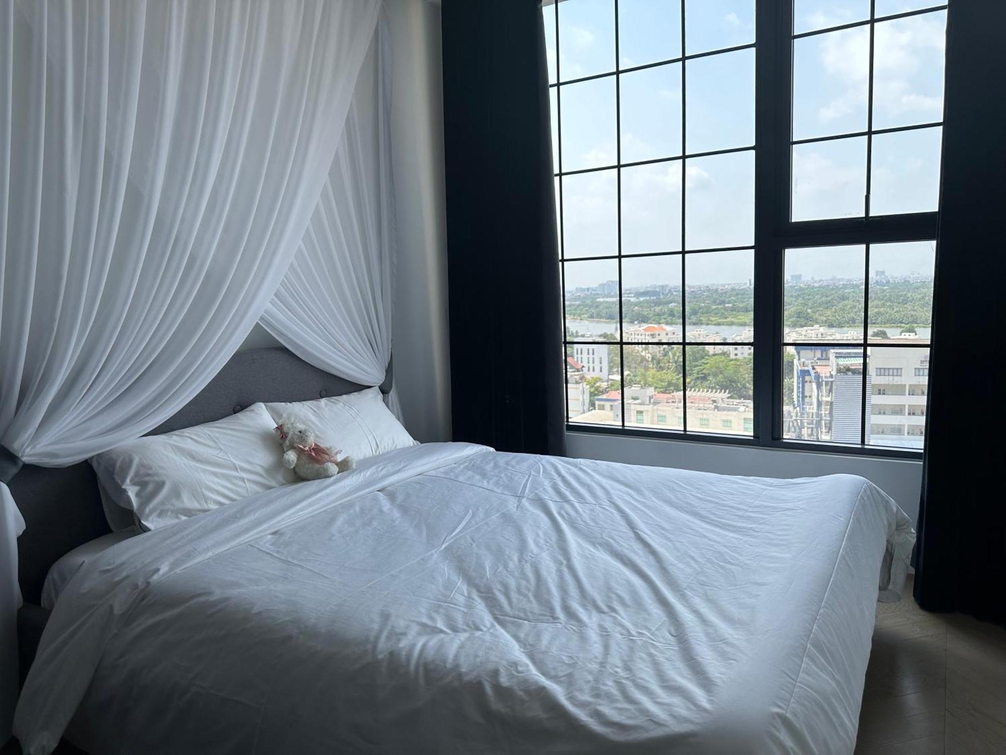 Căn hộ Elegant 2br In Lumiere Riverside Thao Dien