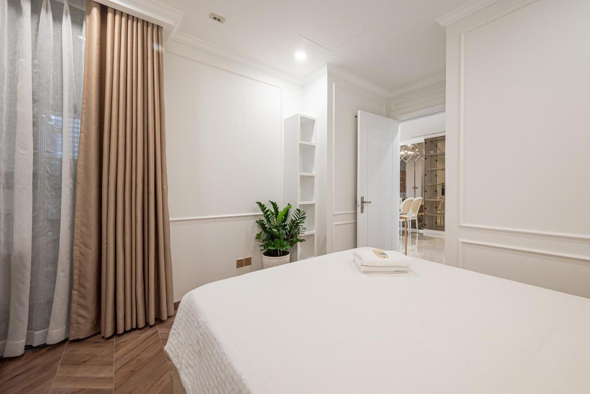 Landmark 81 Opulent Skyline Residences