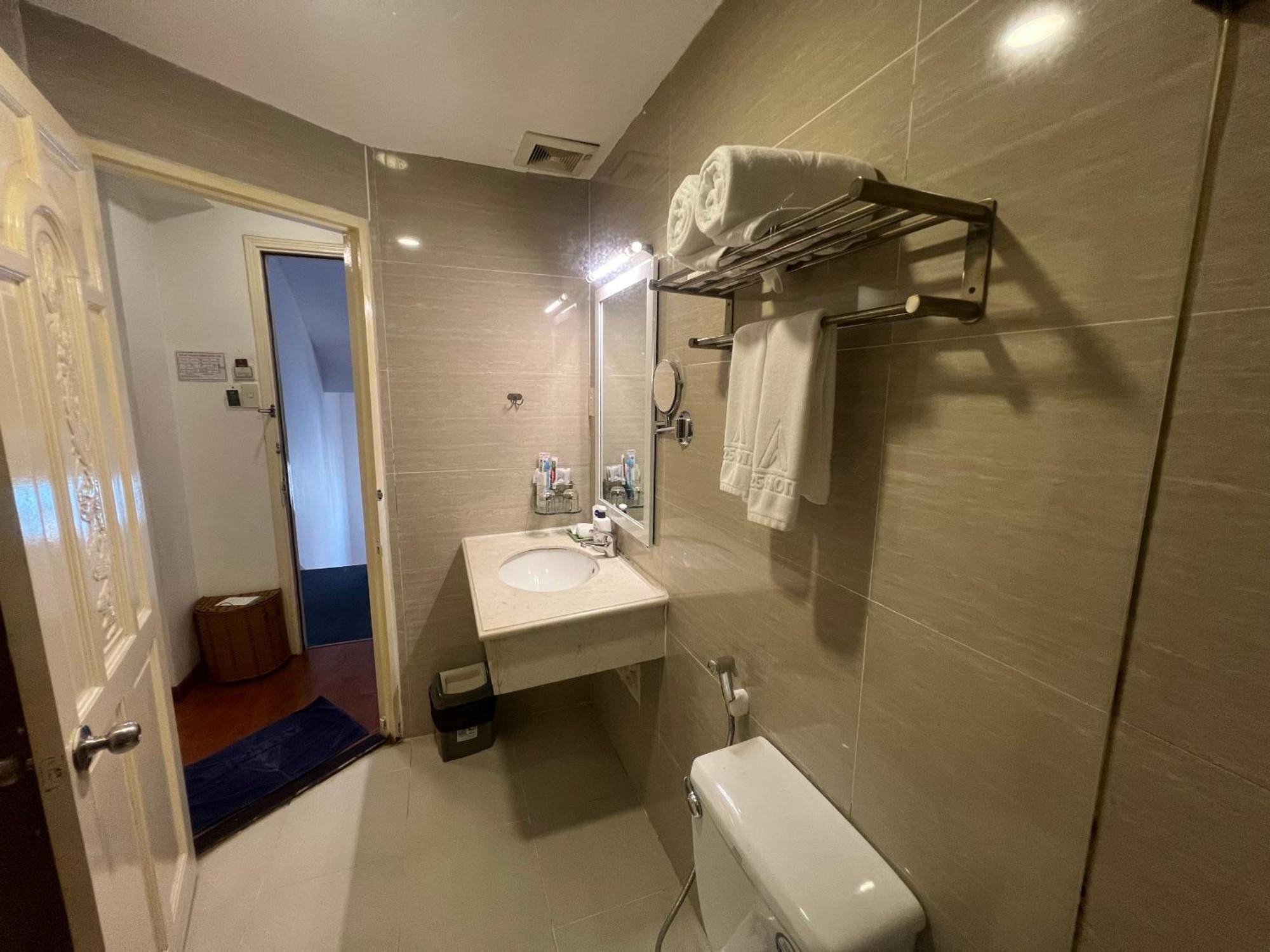 Hotel A25 - 274 De Tham Bandar Ho Chi Minh