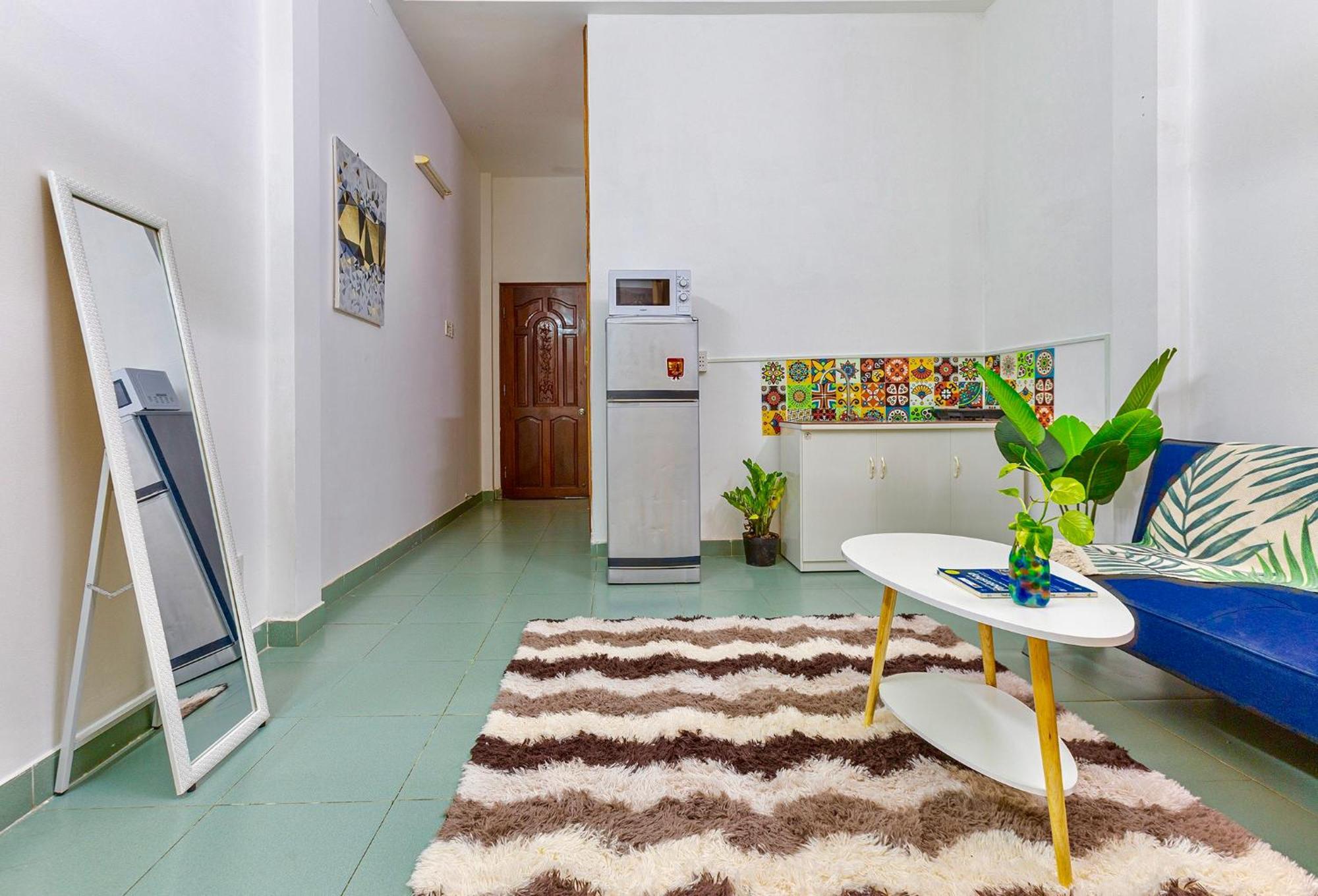 Guest house Feli - Close To Landmark 81 2*
