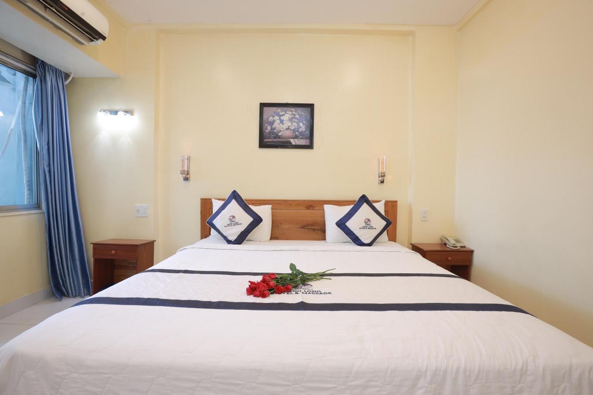 Khach San Hanh Long Hotel 2*
