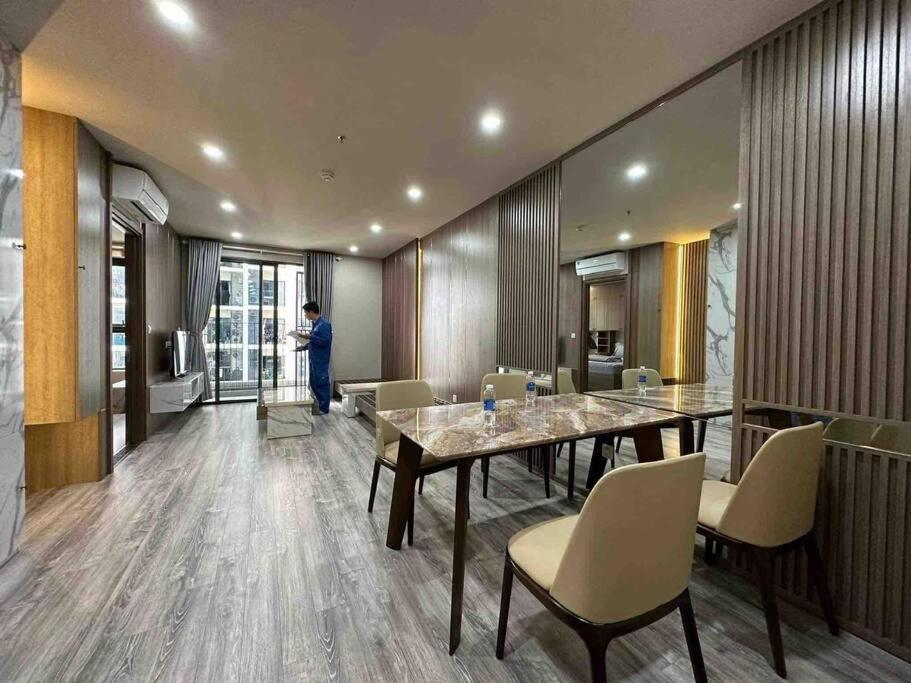 Hado Iris 4, 10 Mins Away From District 1 * Ho Chi Minh City