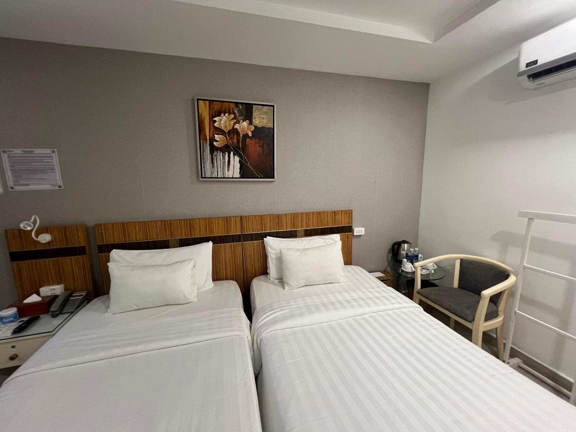A25 - 13 Bui Thi Xuan Hotel 2*