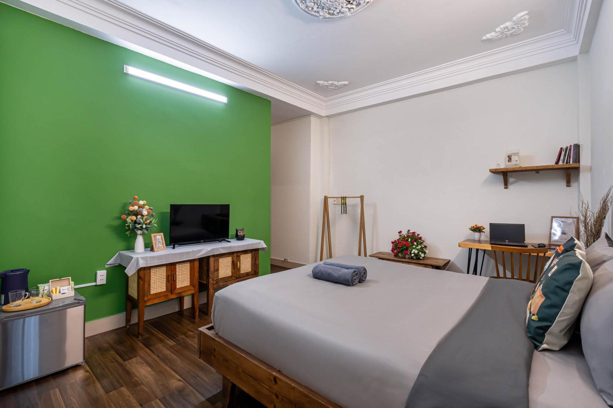 Holo Le Thanh Ton Saigon Serviced *