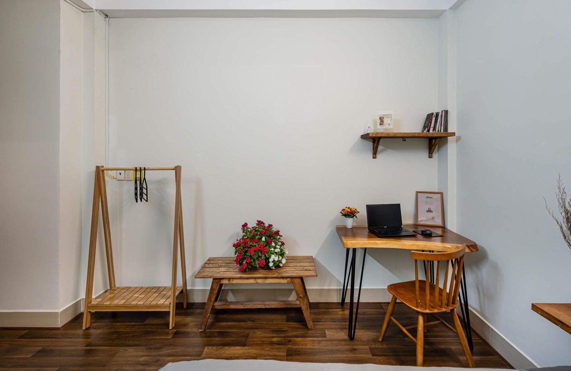 Homestay Holo Le Thanh Ton Saigon Serviced *