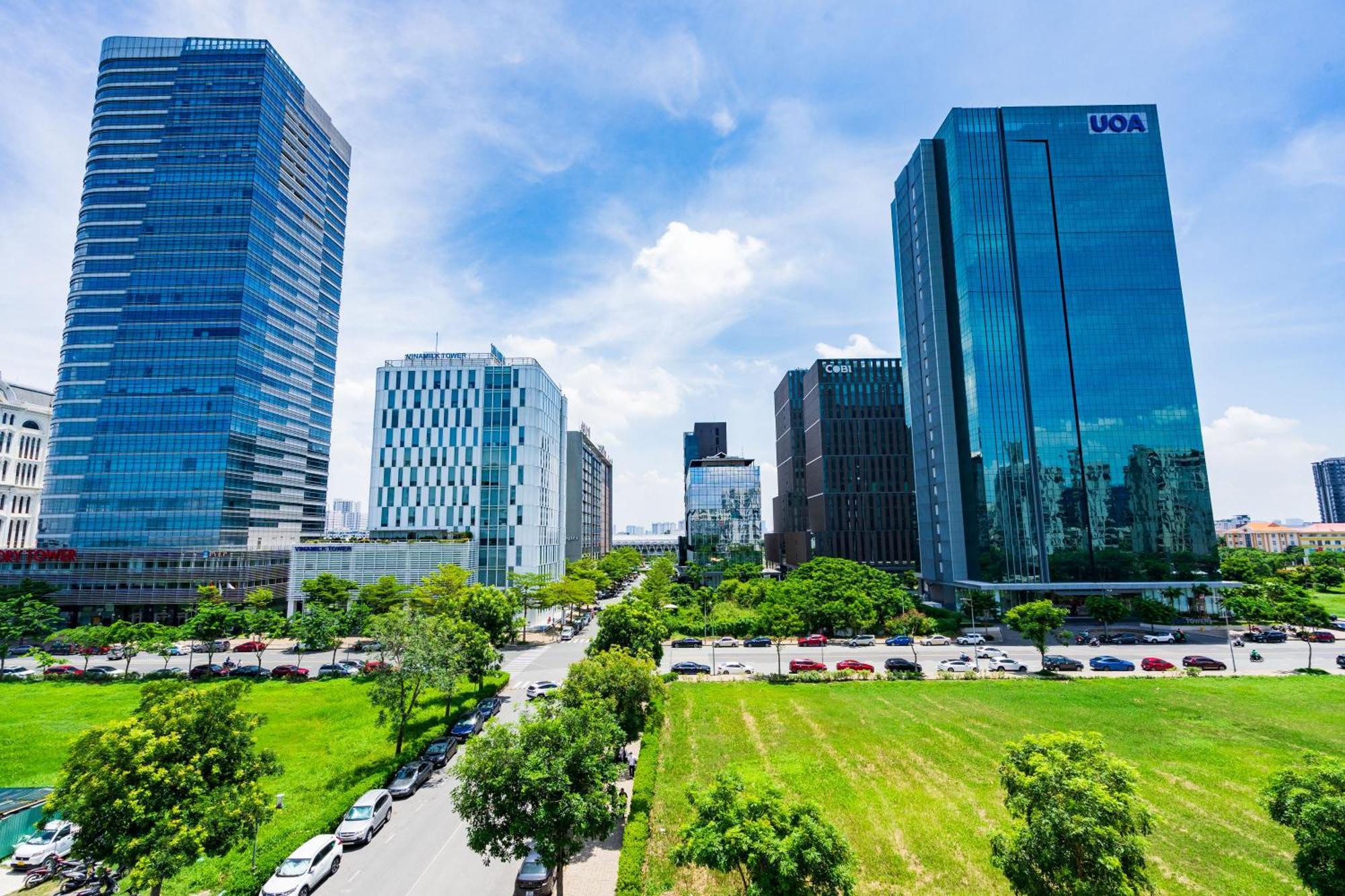 Phu My Hung View Penthouse 4bedroom Apartment *