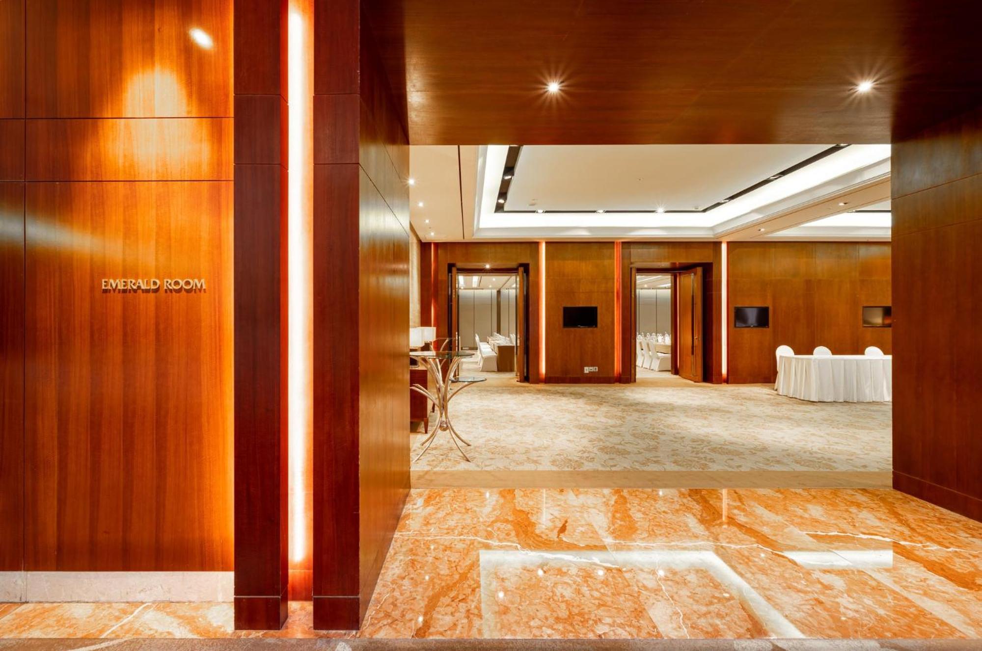 Lotte Saigon Hotel