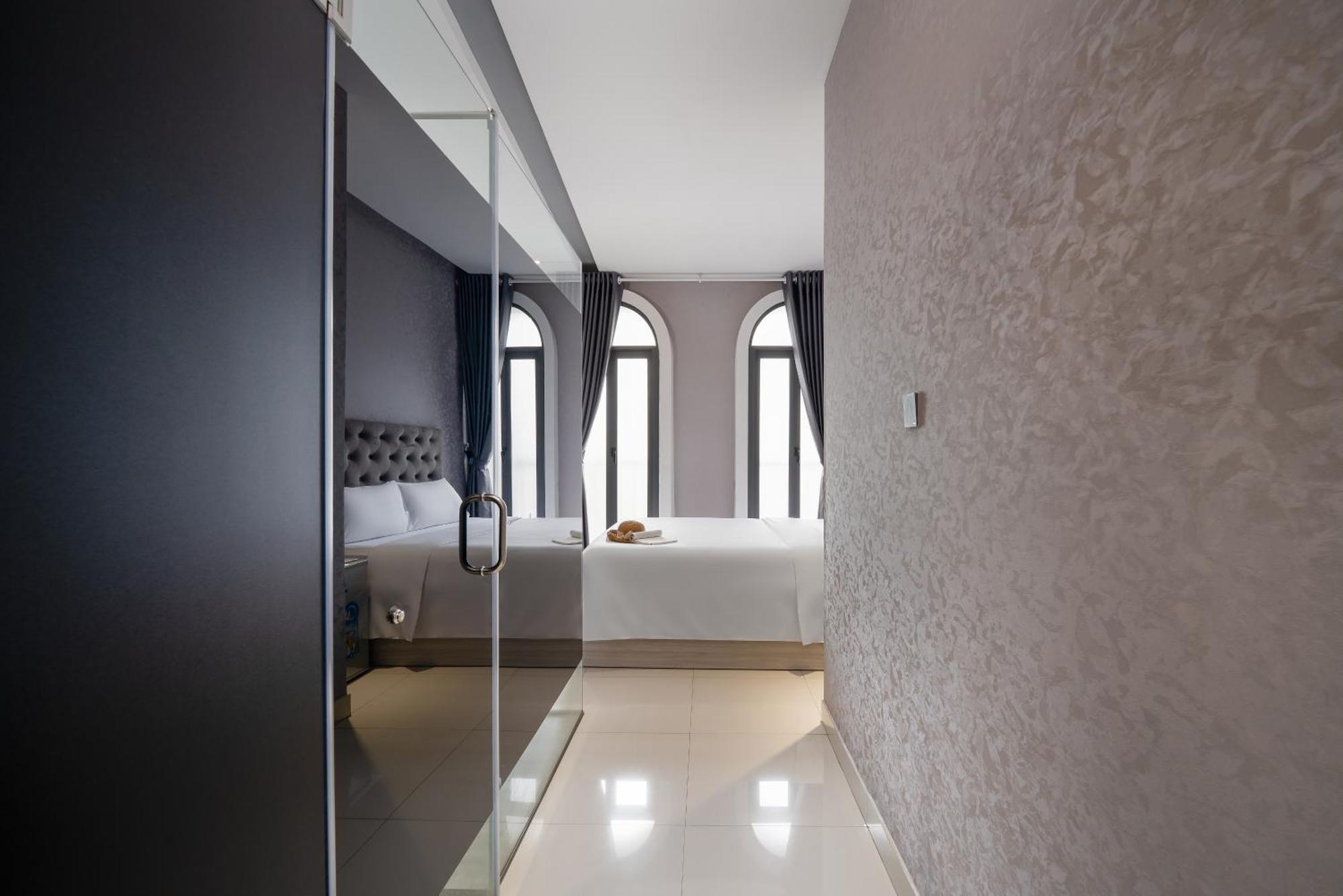 Mari Queen Hotel