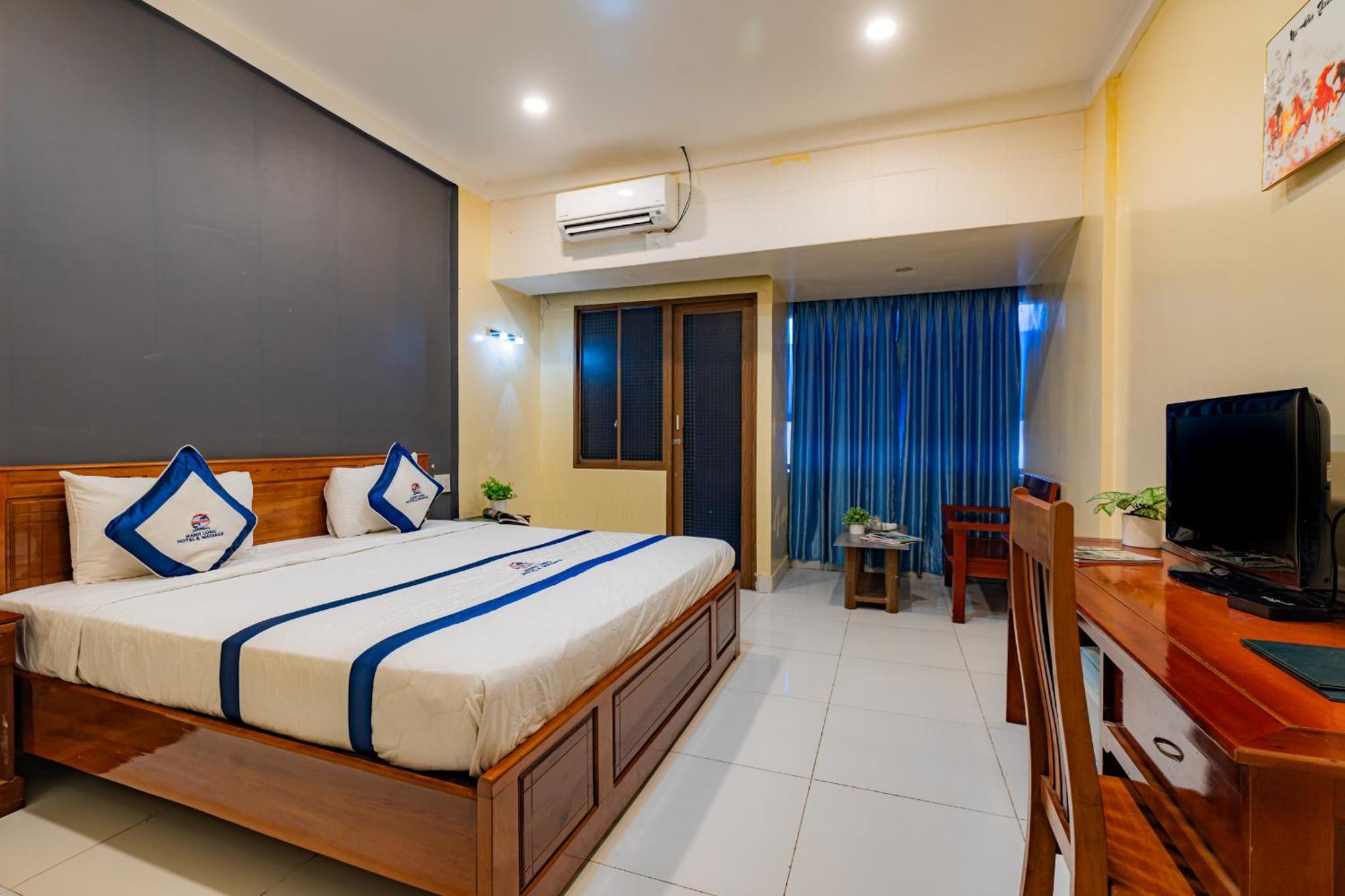 Khach San Hanh Long Hotel