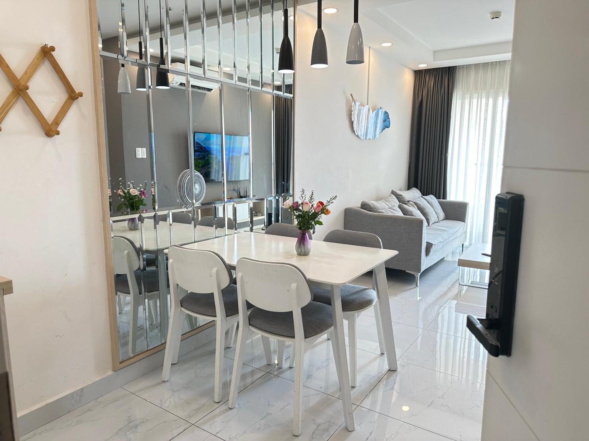 Ho Trung Tam Quan 3 Terra Royal Apartment *
