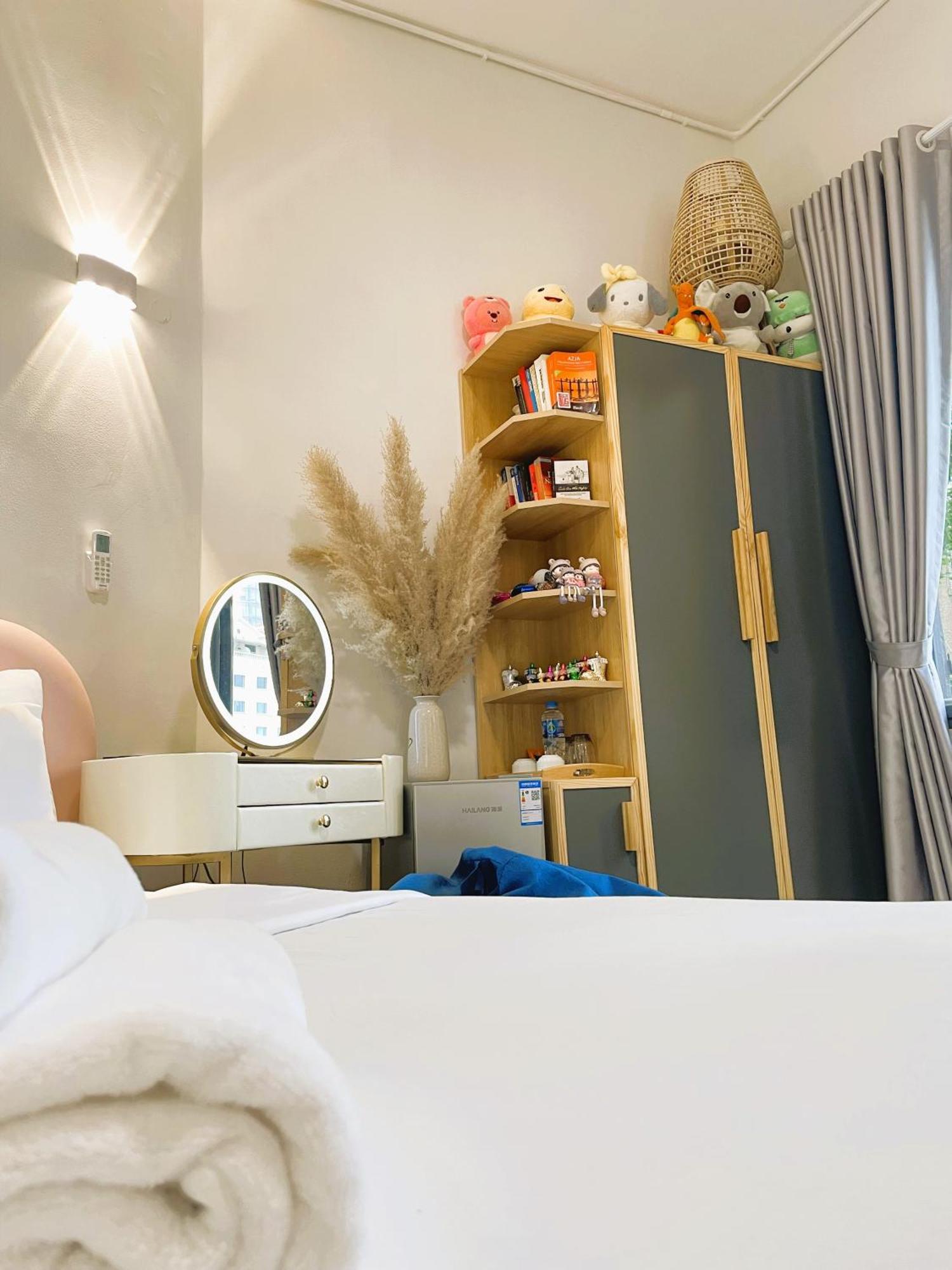 6even - Have A Staycation In The Cafe Building Khách sạn hẻo lánh *