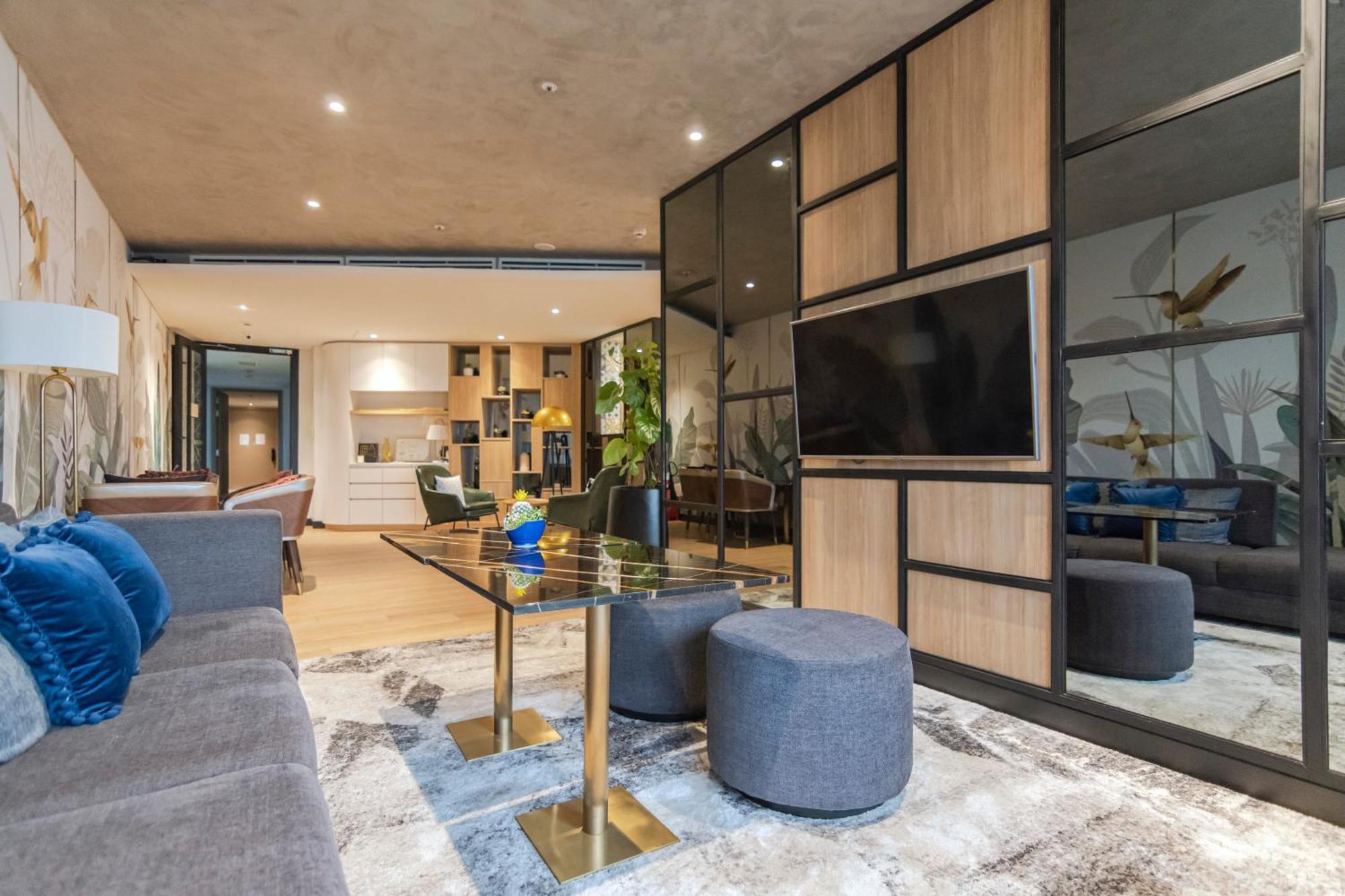 Zenity The Luxury Ditrict 1 City Center *