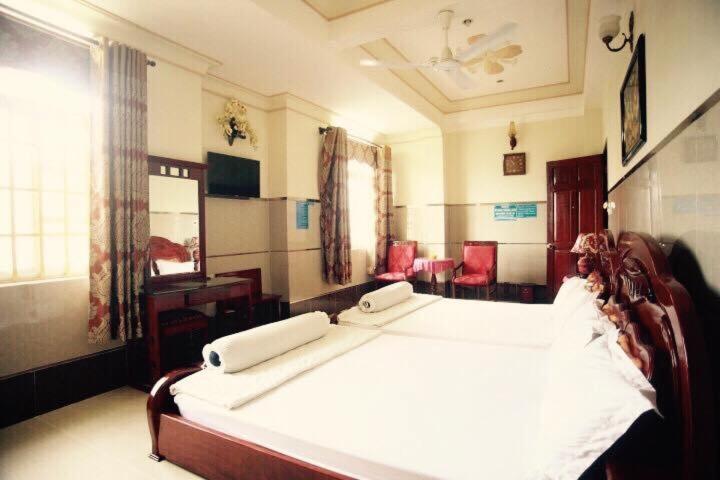 Hotel Tan Hoa & Massage
