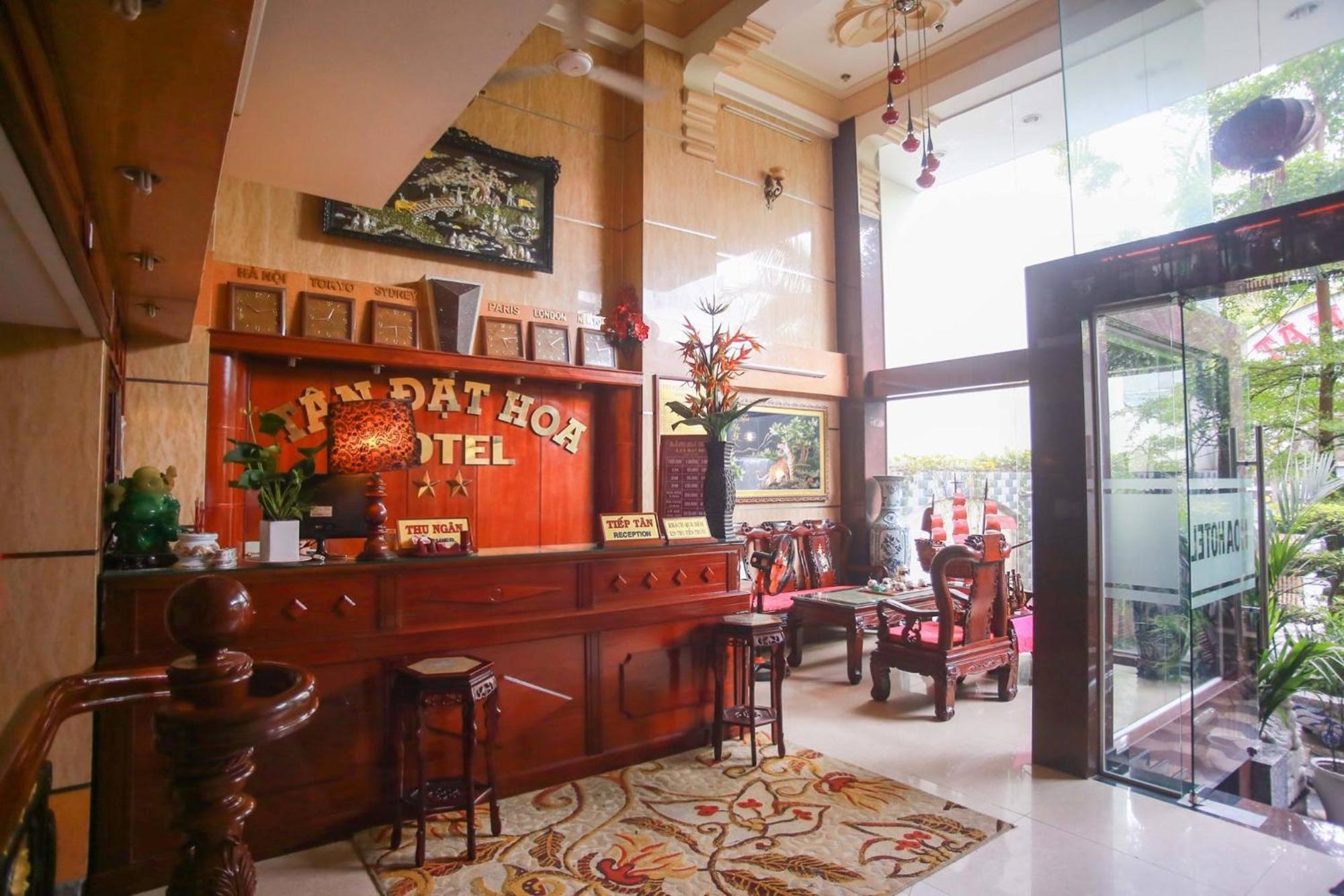 Hotel Tan Hoa & Massage Ho Chi Minh City