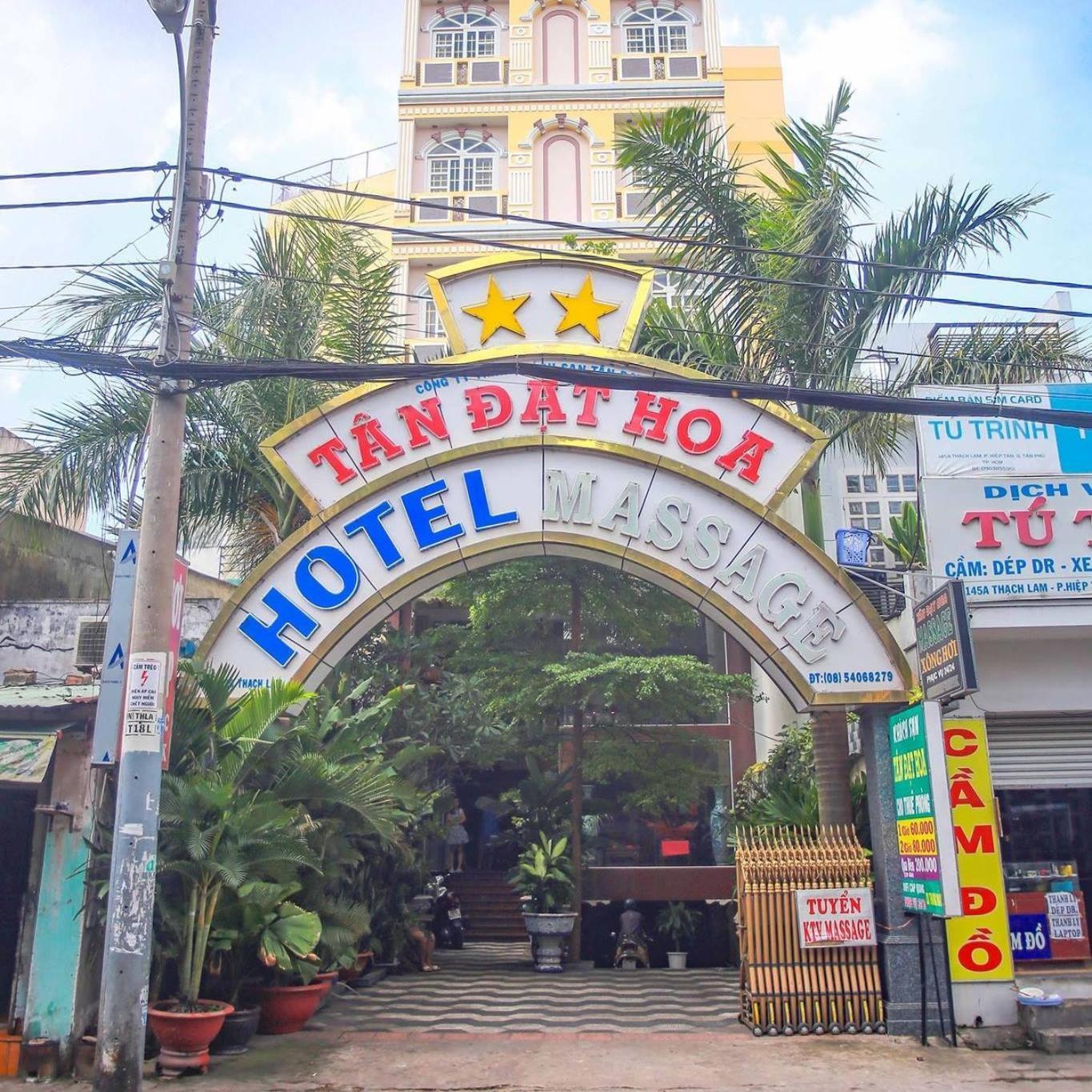 Hotel Tan Hoa & Massage