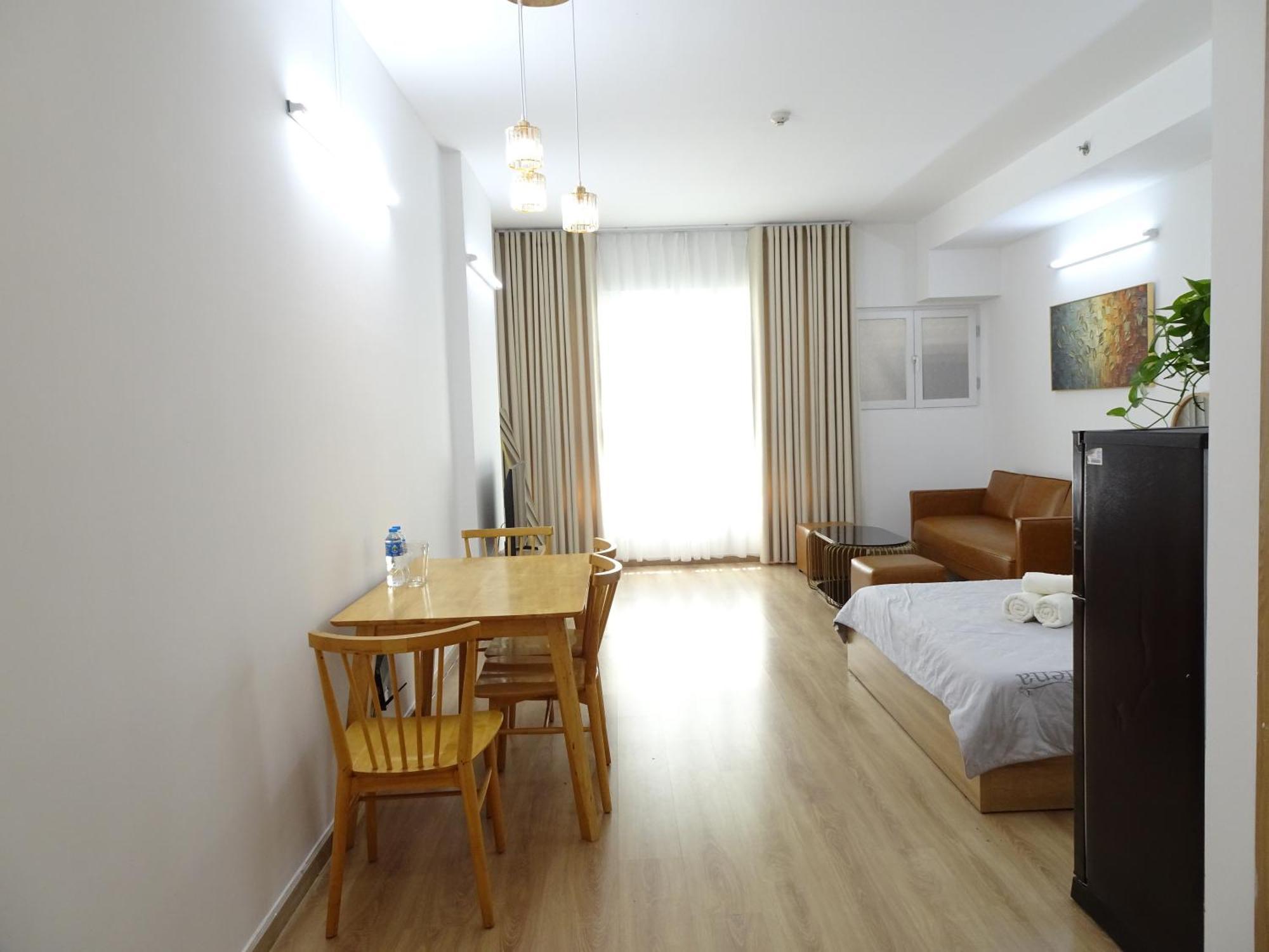 Charmington La Pointe District 10 Apartment *