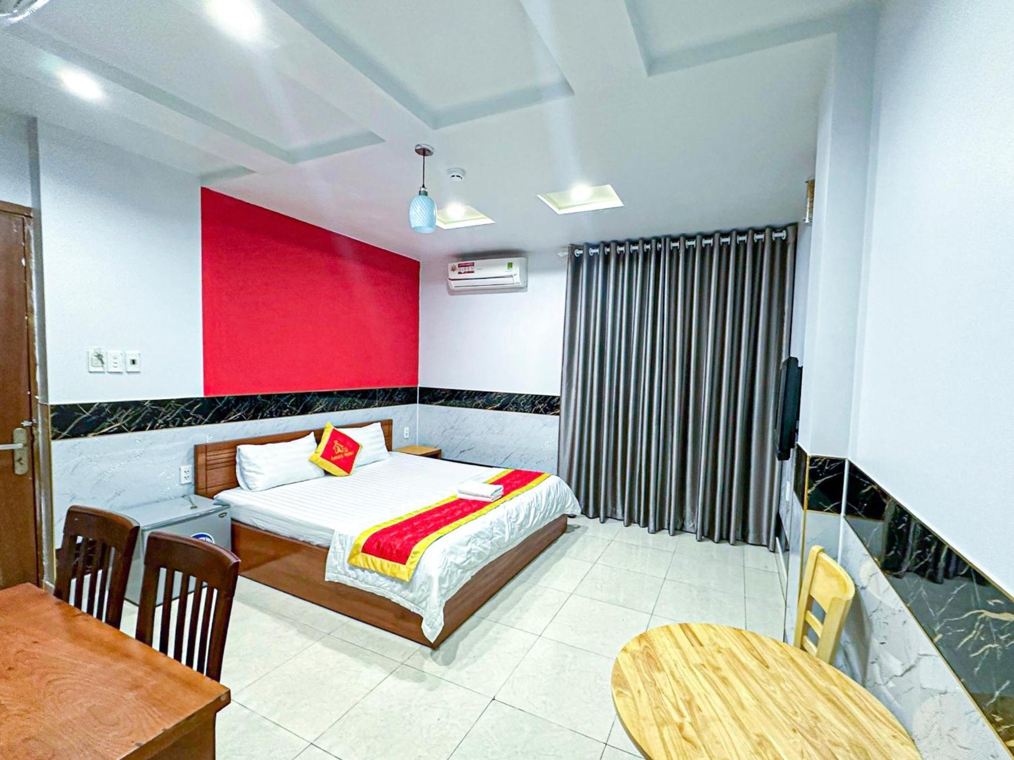 Hotel Amura Quan 7 2*