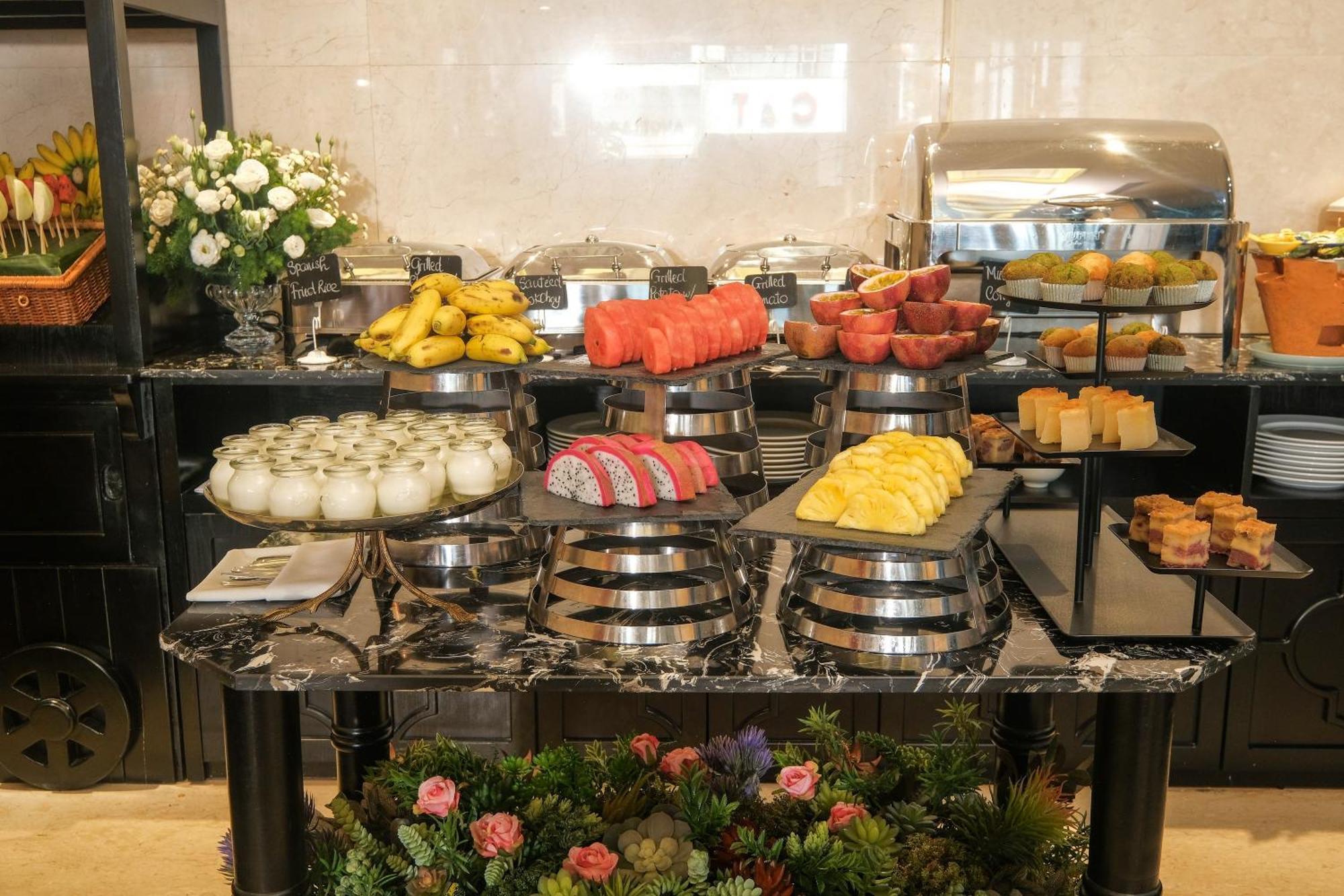 Hotel Sanouva Saigon