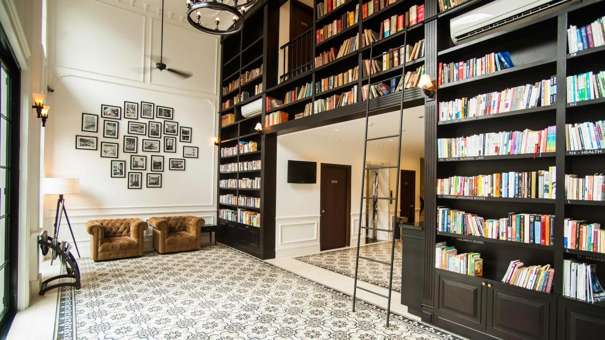 The Alcove Library