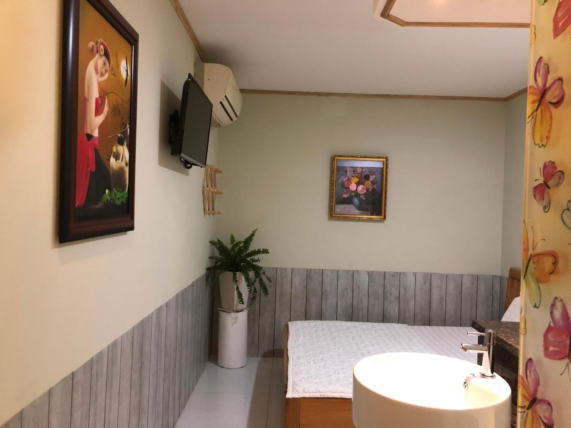 Motel Khang Bao Vien Ho Chi Minh City