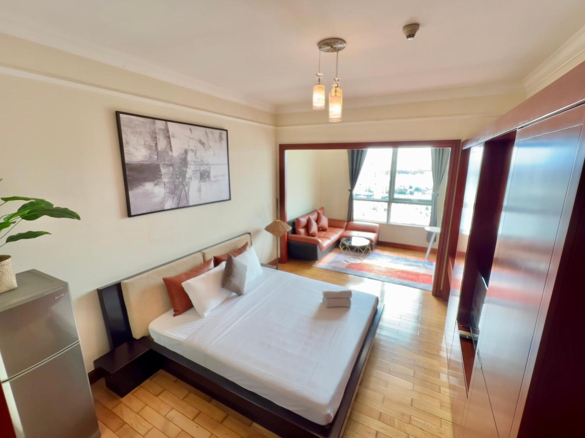Apartment Diny - Rooftop Pool - The Manor 2 *