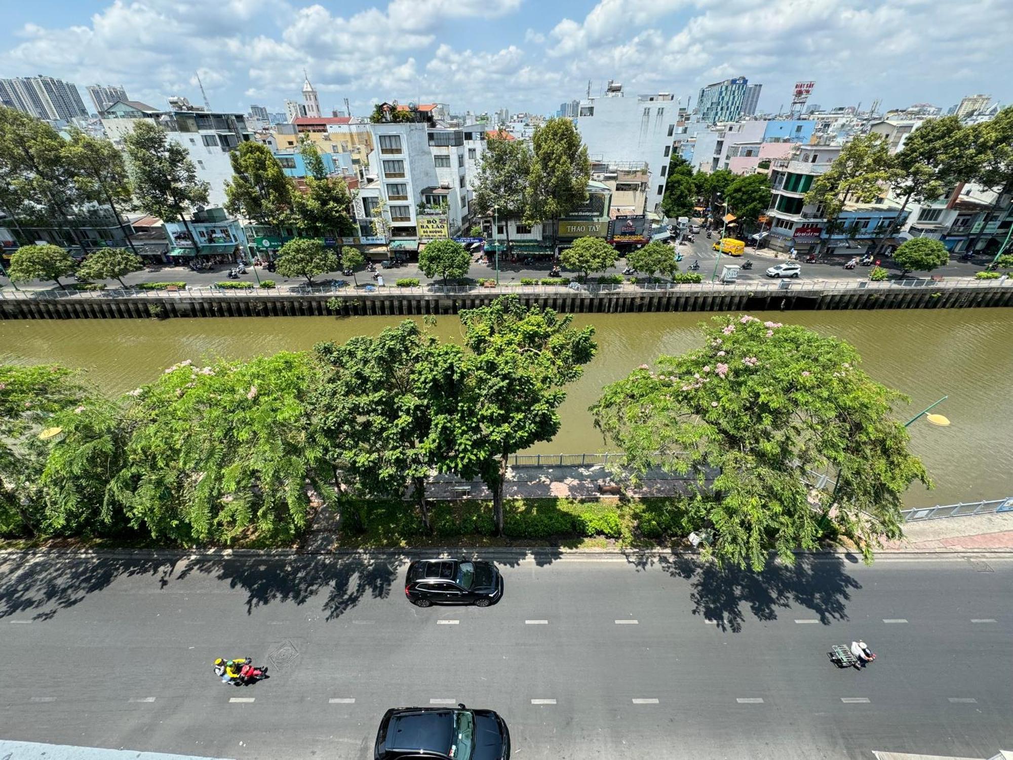 Aparthotel Dlux Saigon *