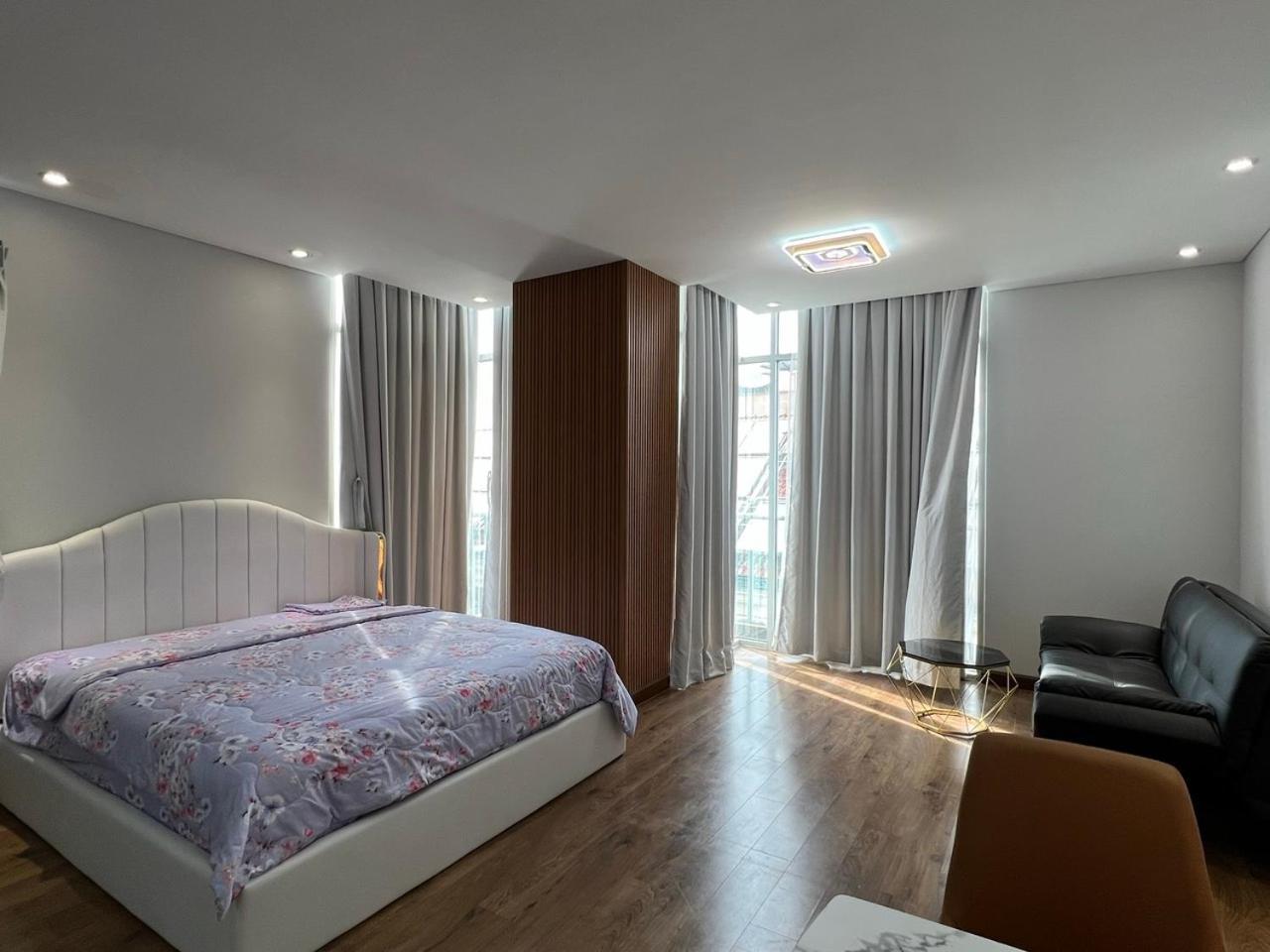 Apartment Lancaster Night Life Sofa Bed Ho Chi Minh City
