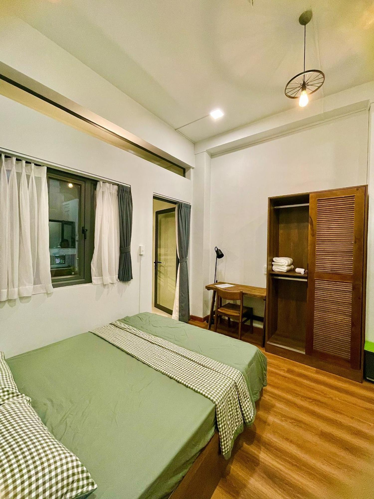 Larita Saigon TP. Hồ Chí Minh