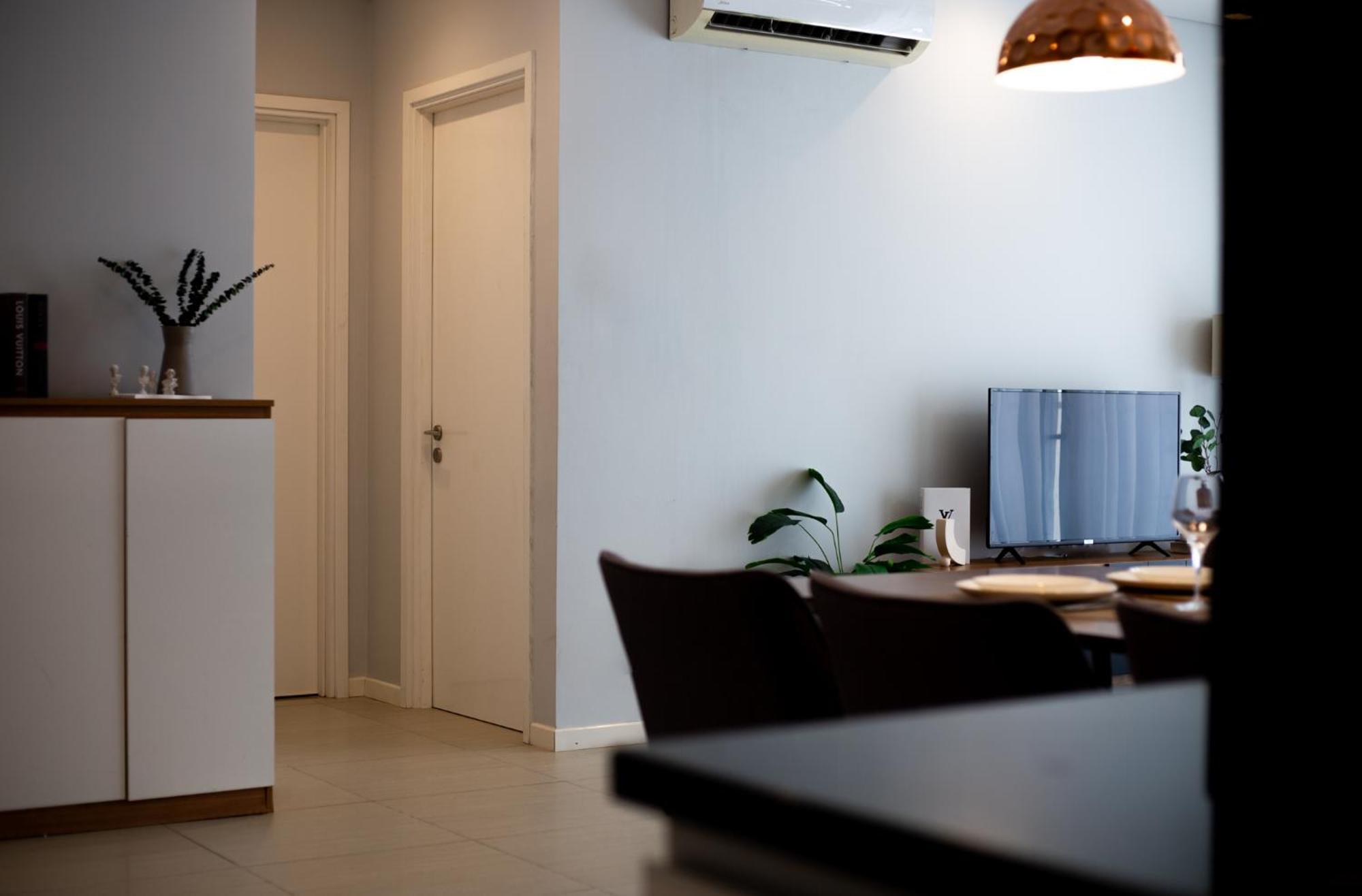 Diamond Island Highfloor Riverview 8min To D1 Ho Chi Minh City