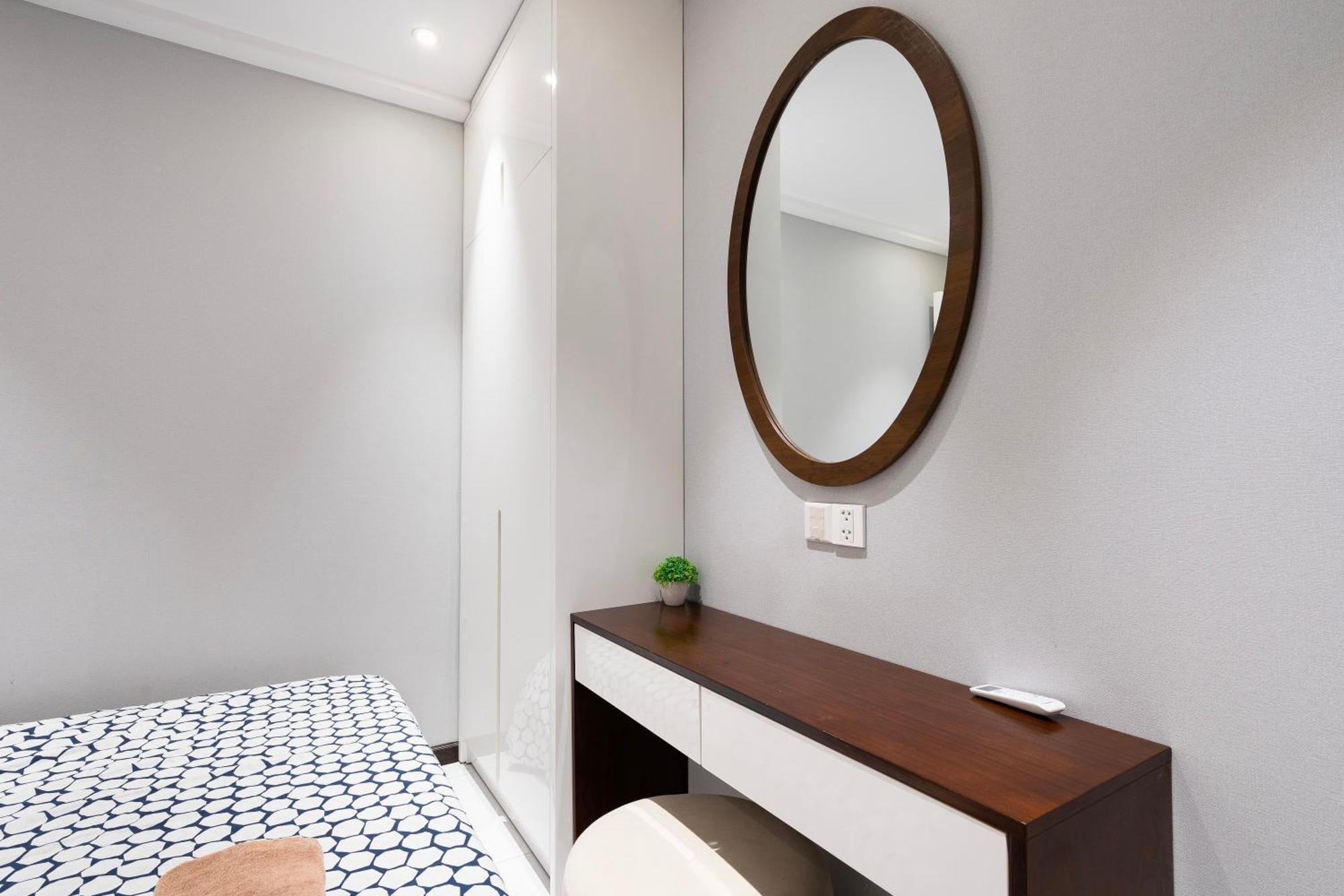 Kirakuan Chill 2br Pool/gym * Ho Chi Minh City