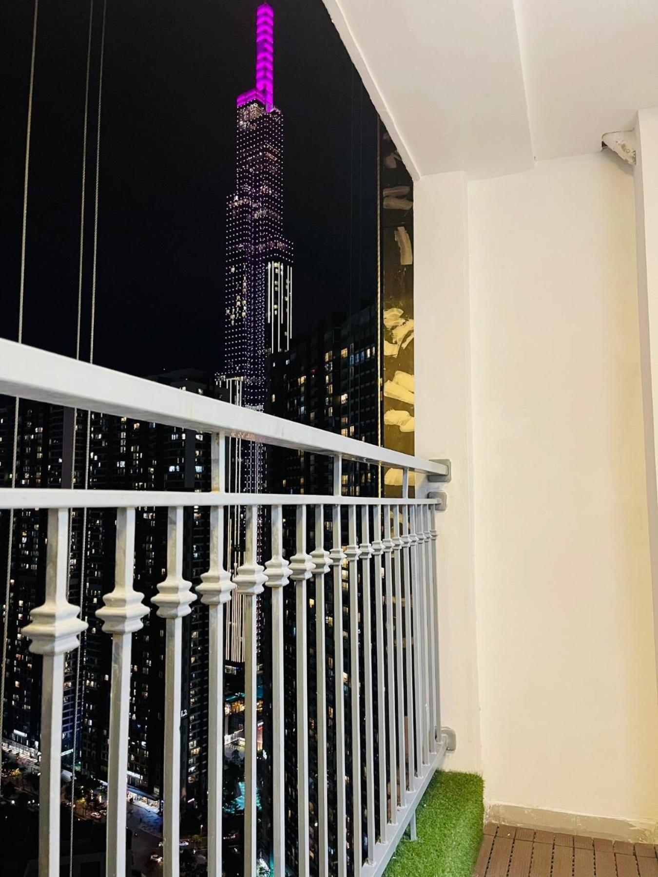 Apartment 2br Luxury Saigon River View Landmark 81 Cp *