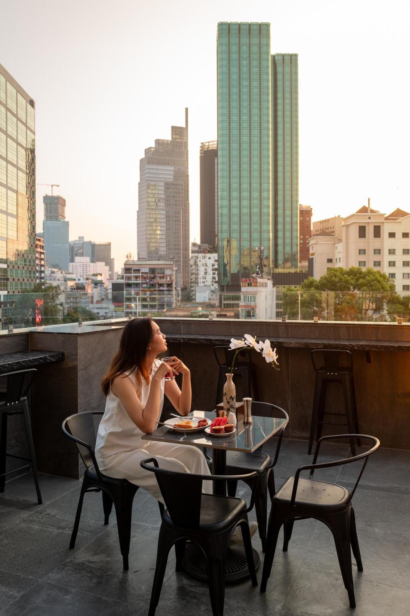 Hato Saigon Boutique & Rooftop 4*