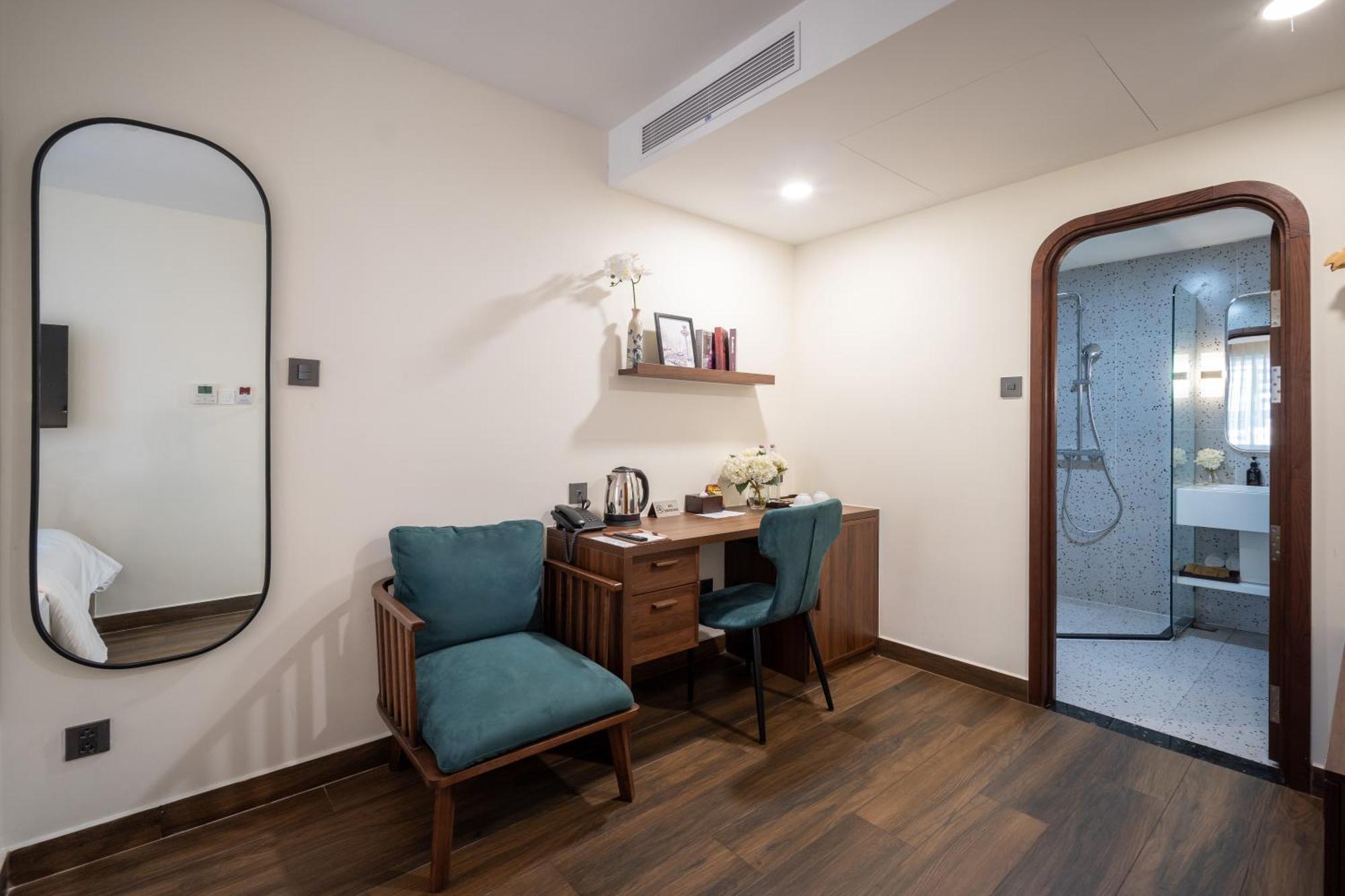 Hato Saigon Boutique & Rooftop 4*