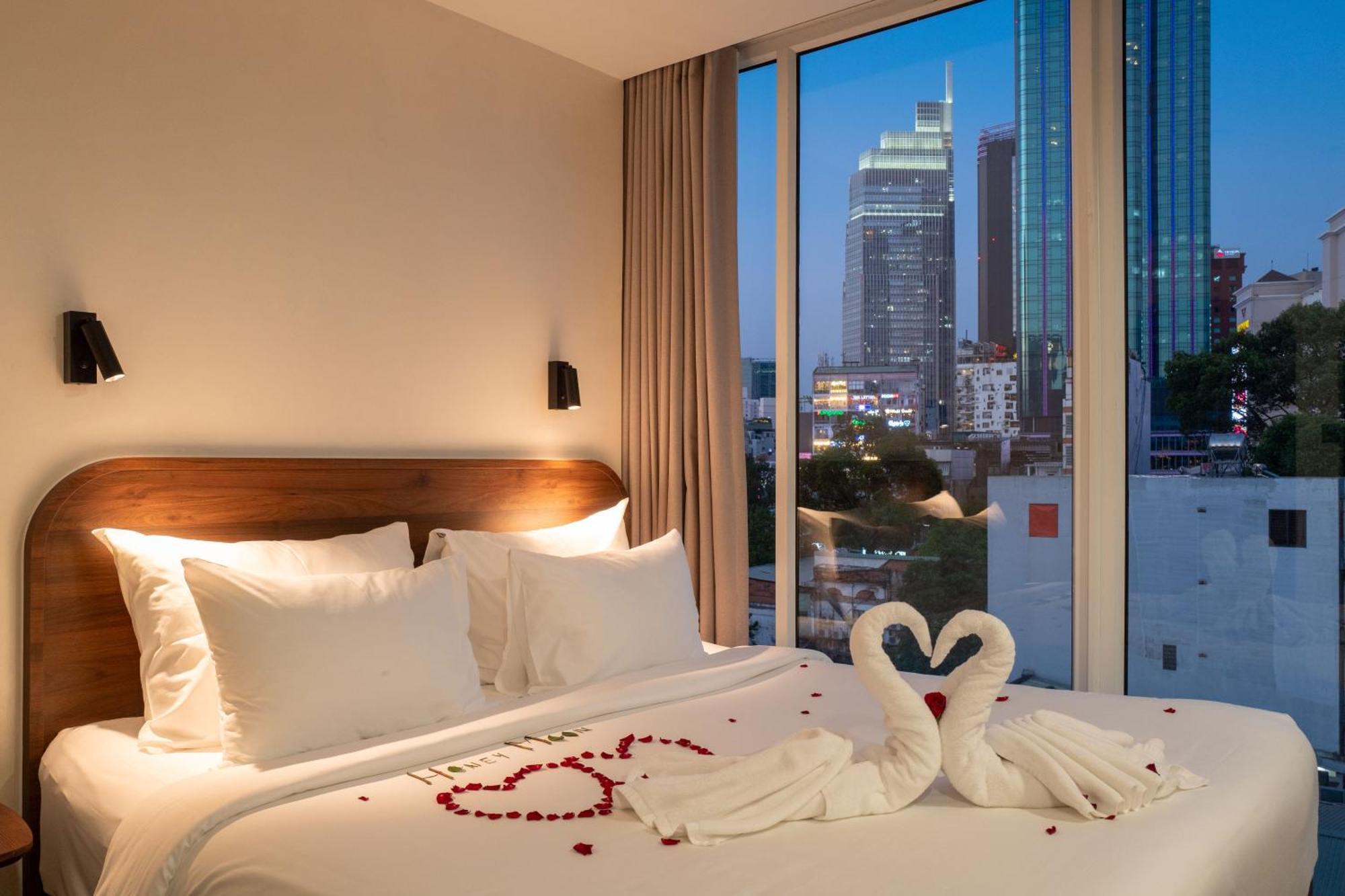 Hato Saigon Boutique & Rooftop Hotel