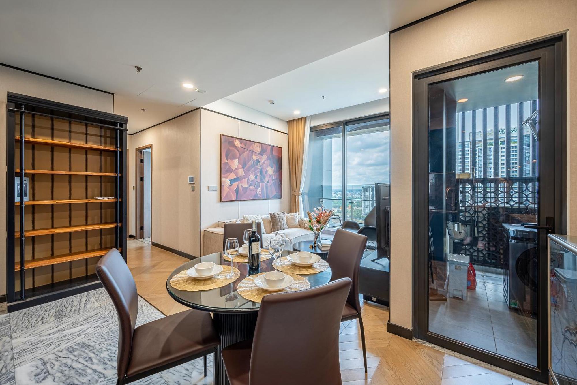 Căn hộ Lumiere Riverside - Raymond Holm - Luxurious 5-star