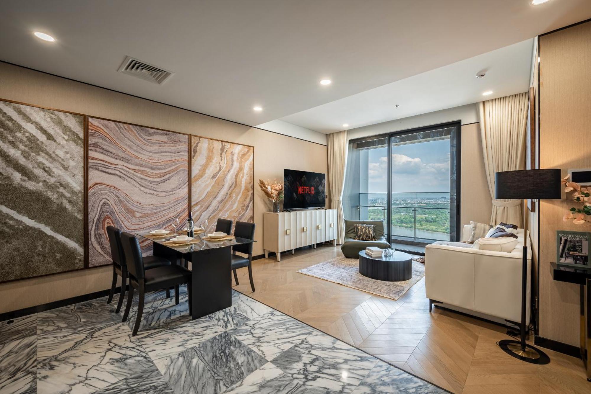 Căn hộ Lumiere Riverside - Raymond Holm - Luxurious 5-star *