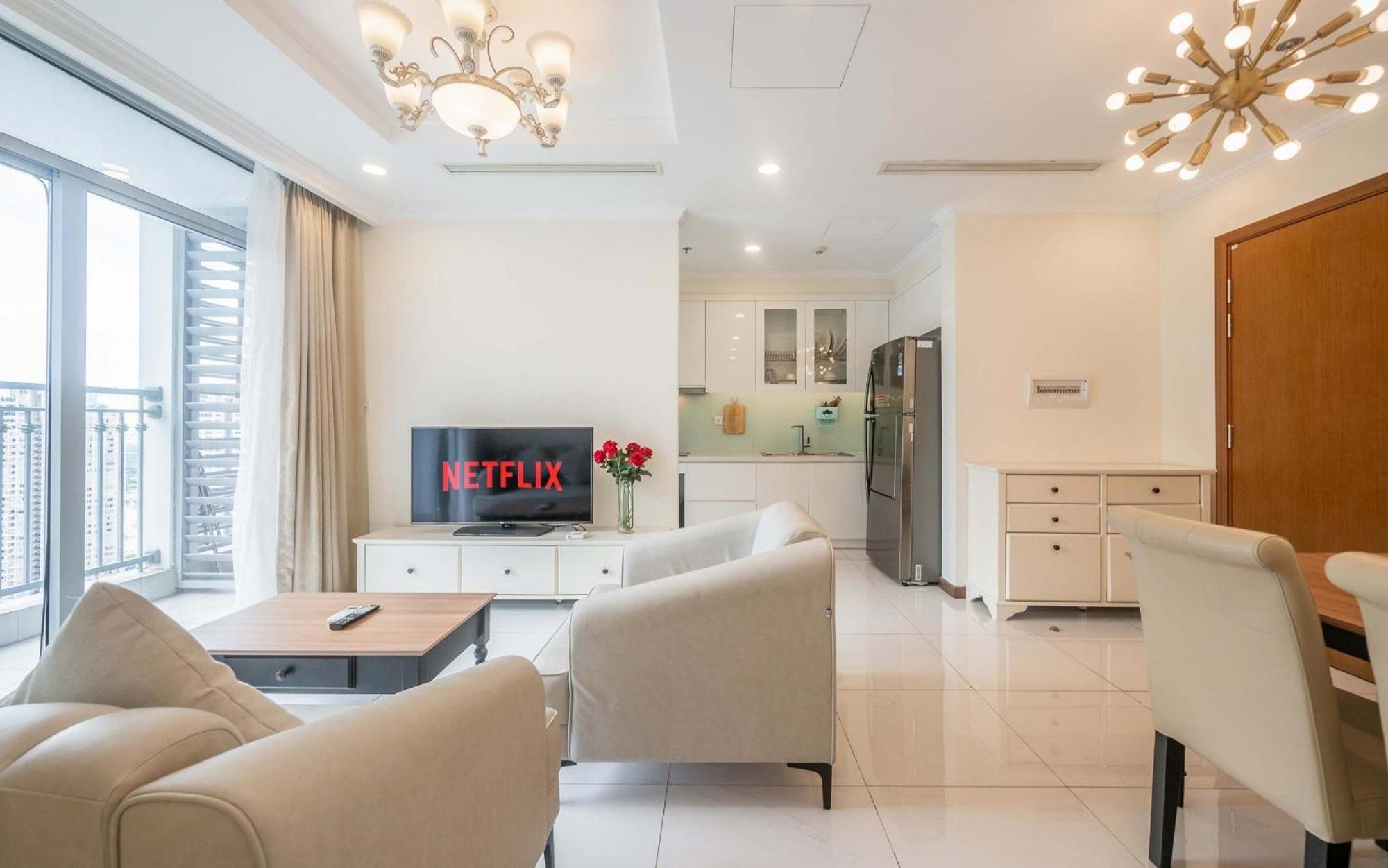 Landmark 81 And Vinhomes Riverside