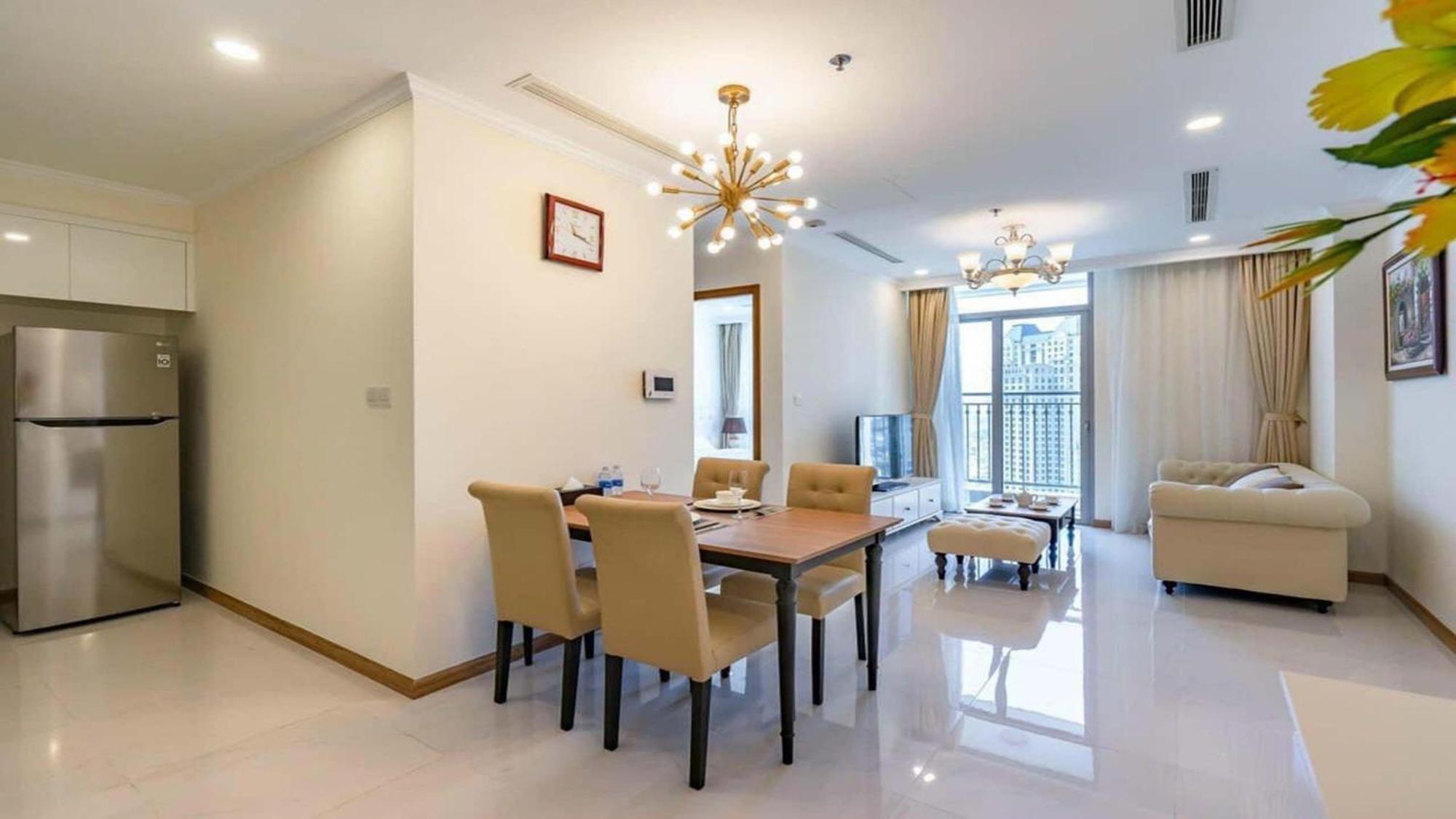 Landmark 81 And Vinhomes Riverside *