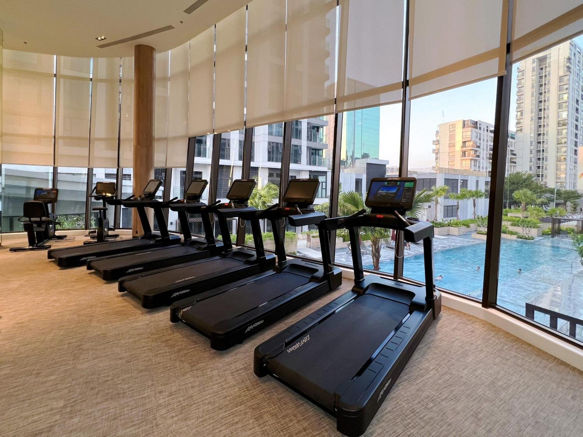 Cardinal Court 2br Luxury In Phu My Hung * Ho Chi Minh City