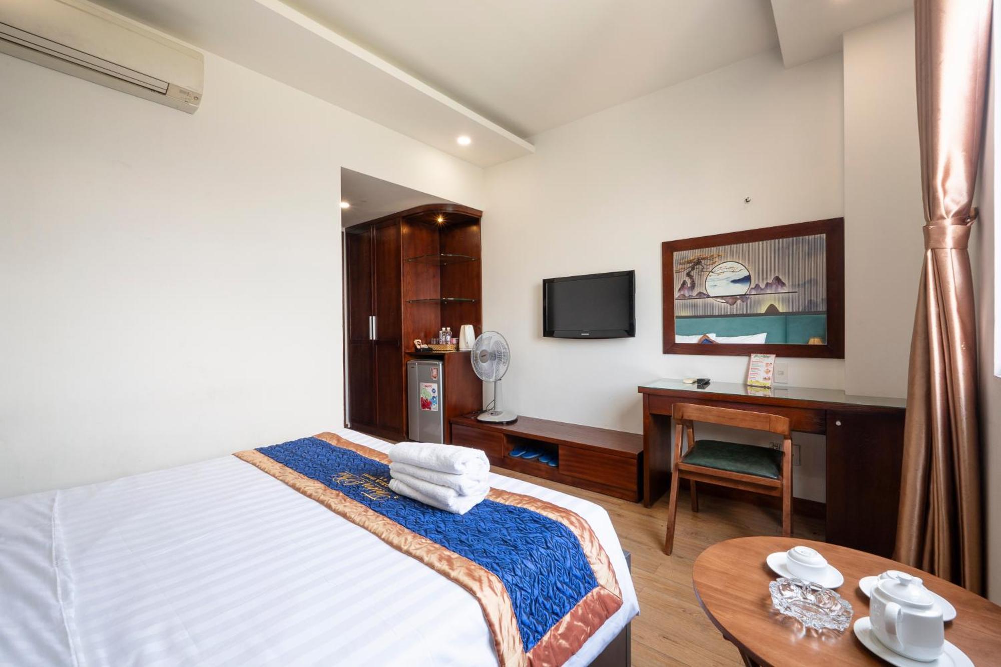 Thien Phu Logia Hotel 2*