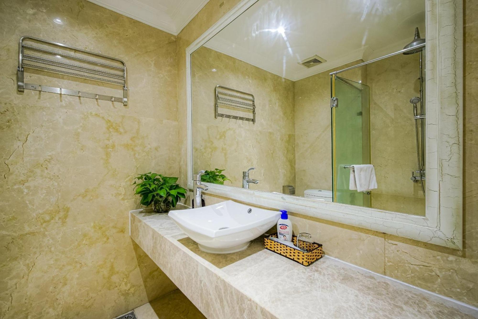 The Rixx Ben Thanh Tower - The One Saigon Apartment Ho Chi Minh City