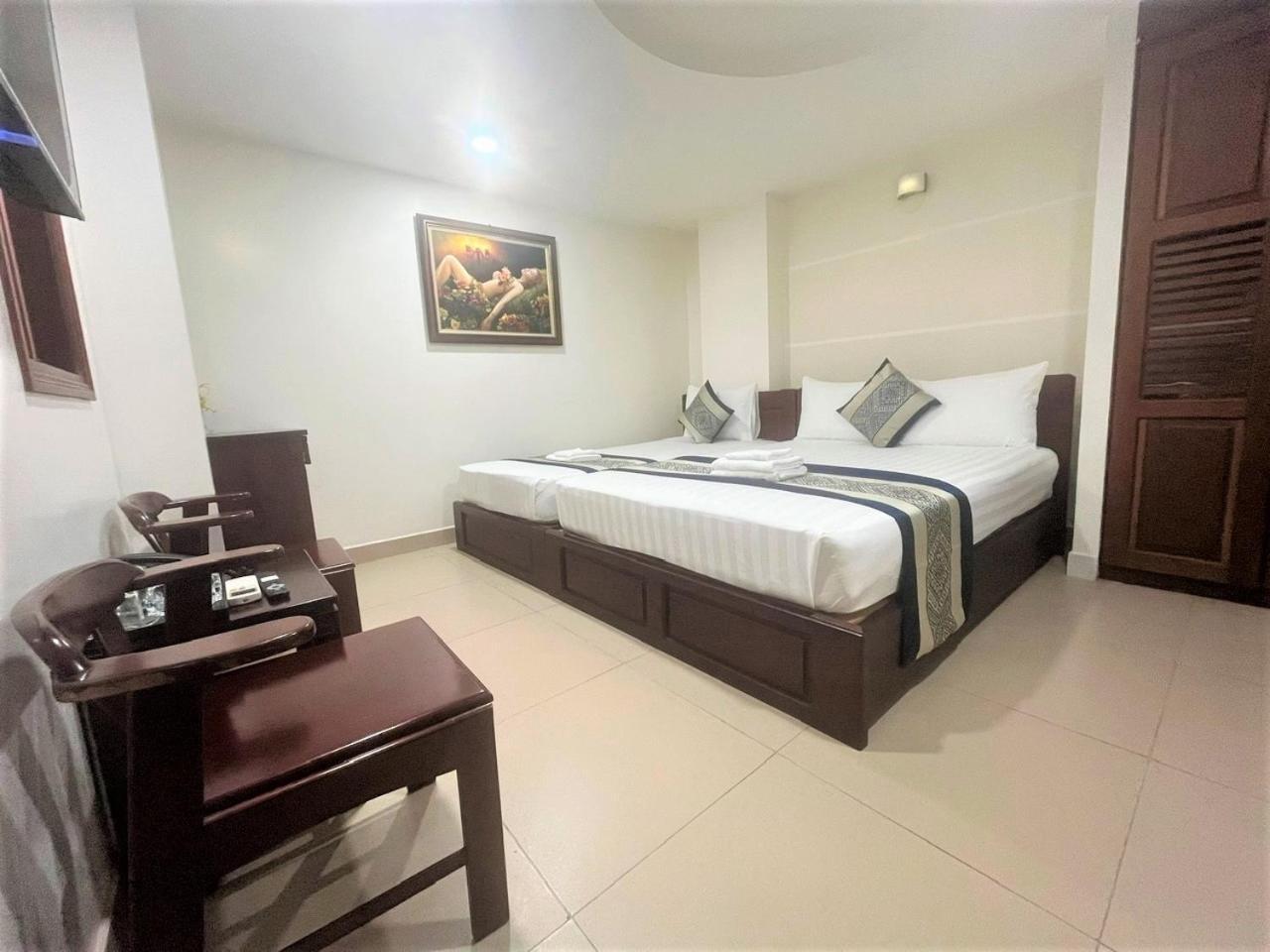 Hotel Dinh Dinh 2 Airport