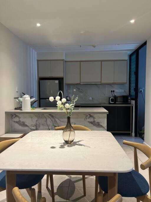 Luxury In Zenity District 1 Pangsapuri
