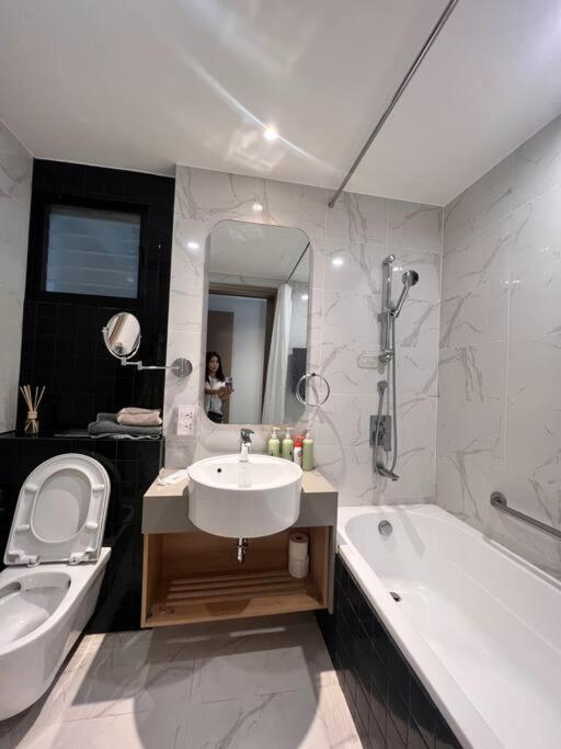 Pangsapuri Luxury In Zenity District 1 Bandar Ho Chi Minh